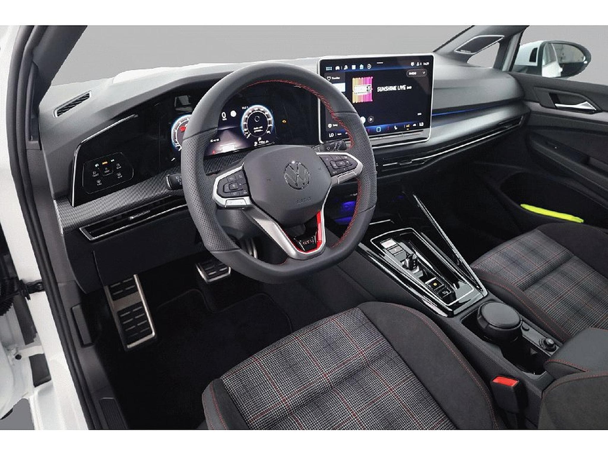 VW Golf (2026) - Photo 6