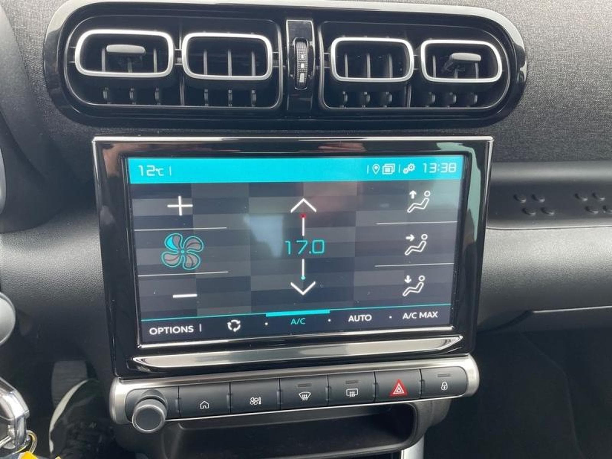 CITROEN C3 Aircross 1.2 PureTech 110ch S&S MAX (2023) - Foto 9