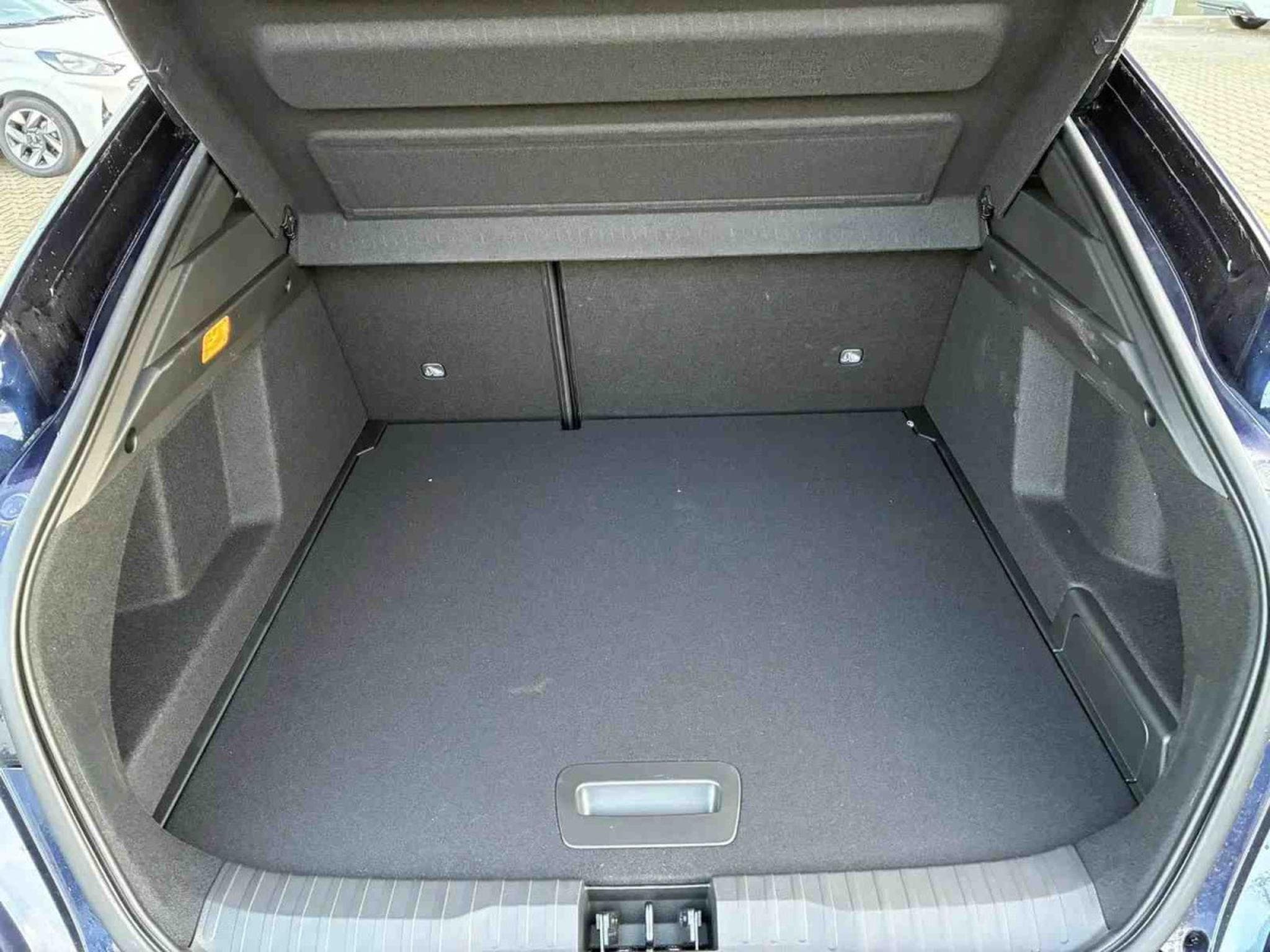 Renault Arkana 1.3 E-Tech Full Hybrid 145 EDC TECHNO (2025) - Photo 15
