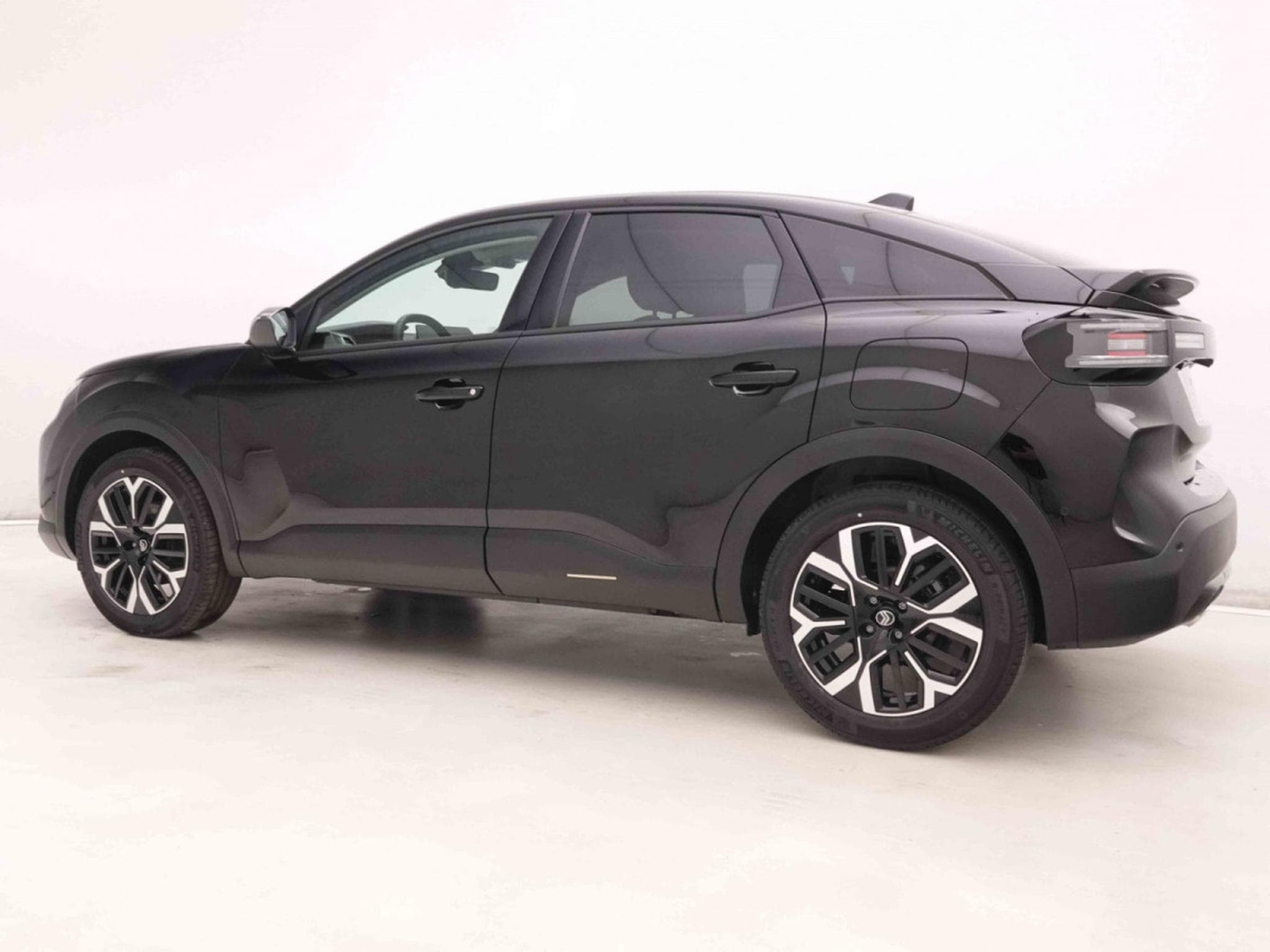 Citroën C4 1.2 Hybride 145 e-DC6 Max (2025) - Photo 2