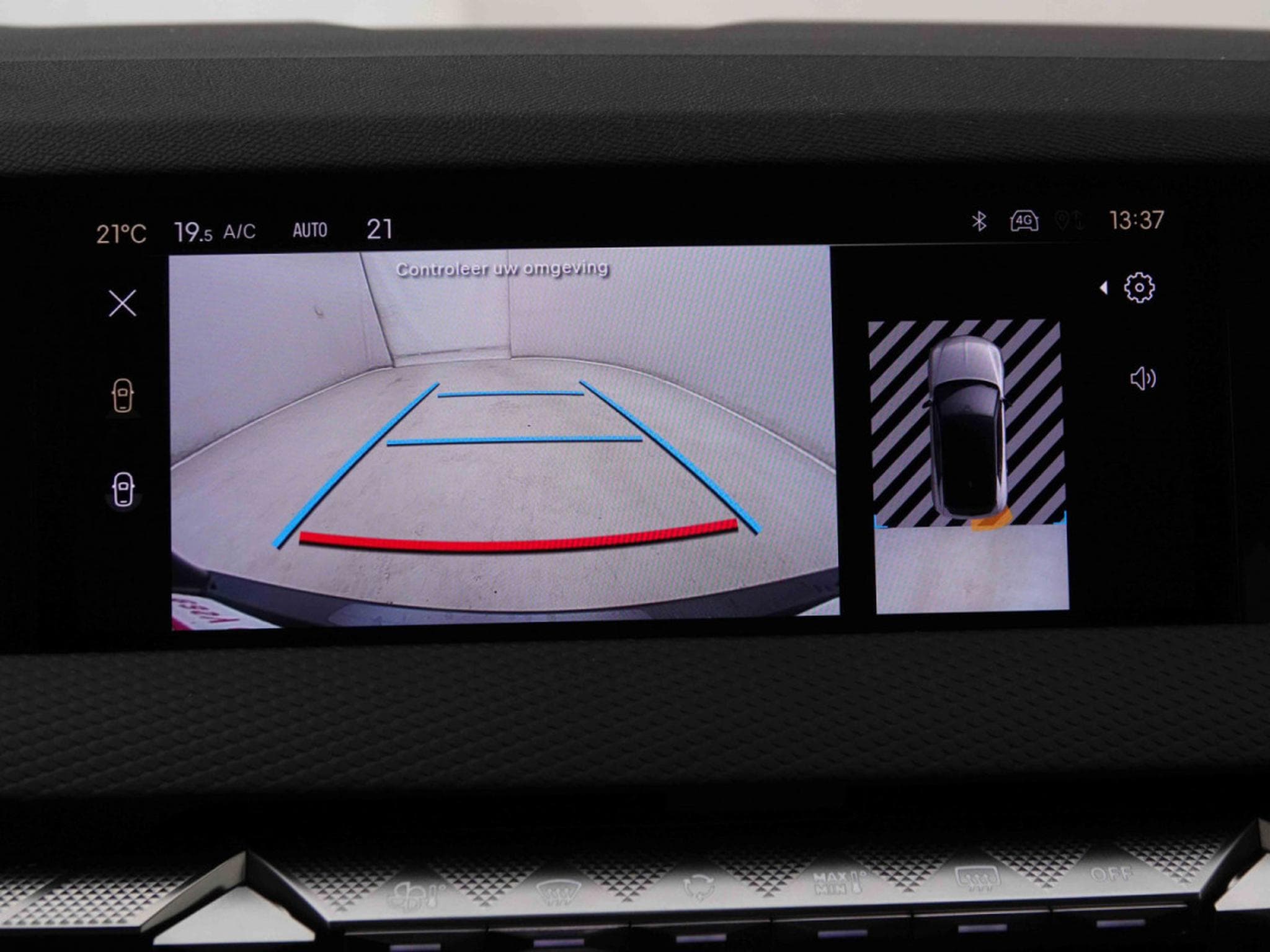DS Automobiles DS4 1.2 PureTech 136 e-DCS6 Pallas (2025) - Photo 12