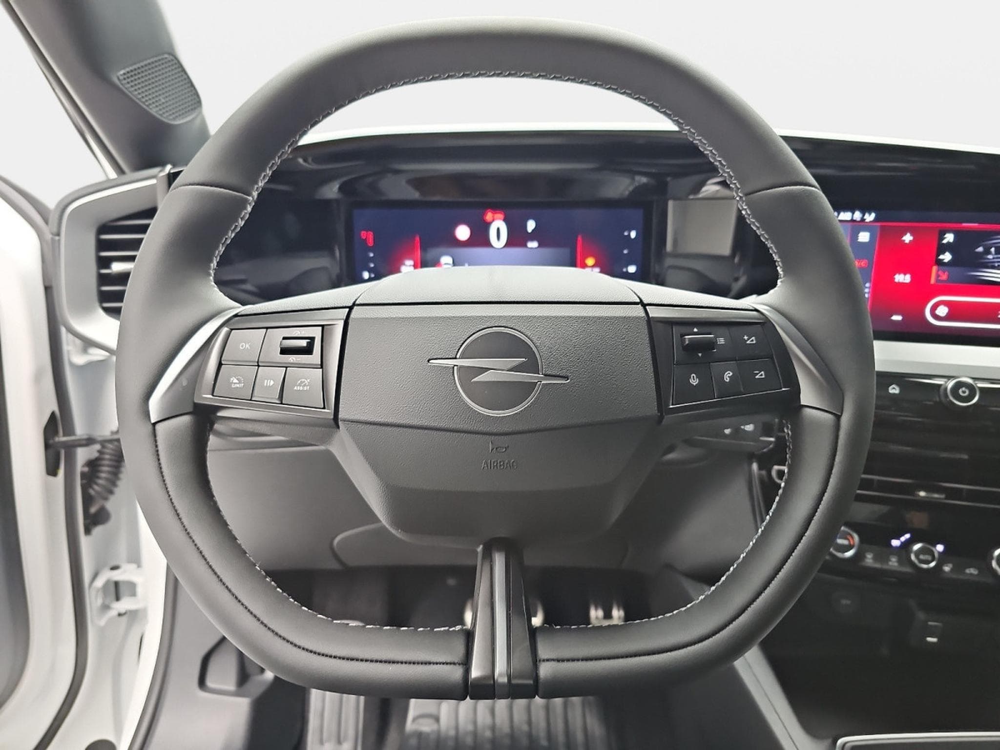 Opel Mokka 1.2 TURBO 131 AT GS (2025) - Photo 12