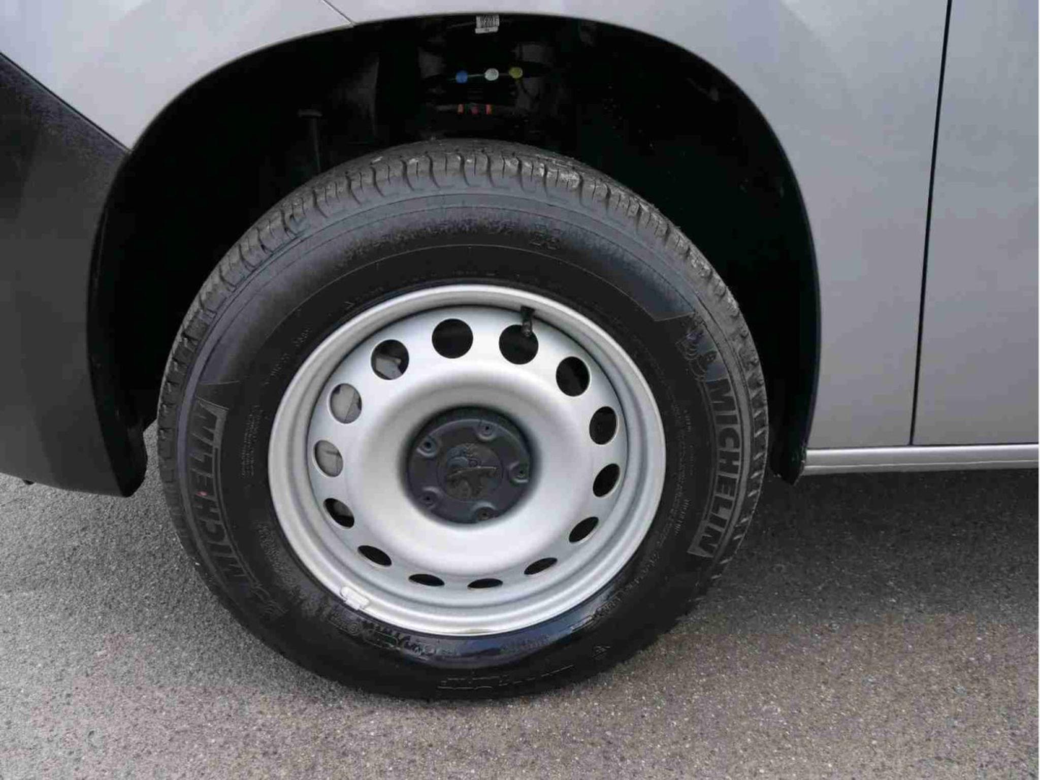 Peugeot Partner 1.5 BlueHDI 131 L1 Dangel 4x4 (2025) - Foto 8