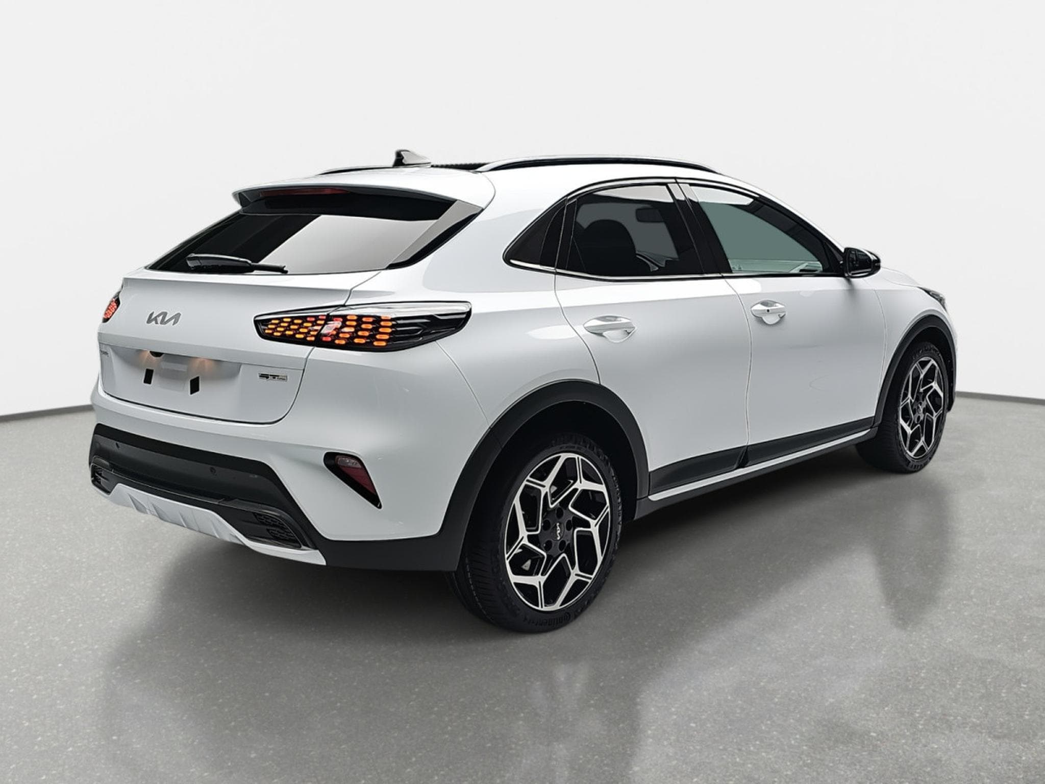 Kia XCeed 1.6 T-GDI DCT 140 GT-LINE (2026) - Photo 2