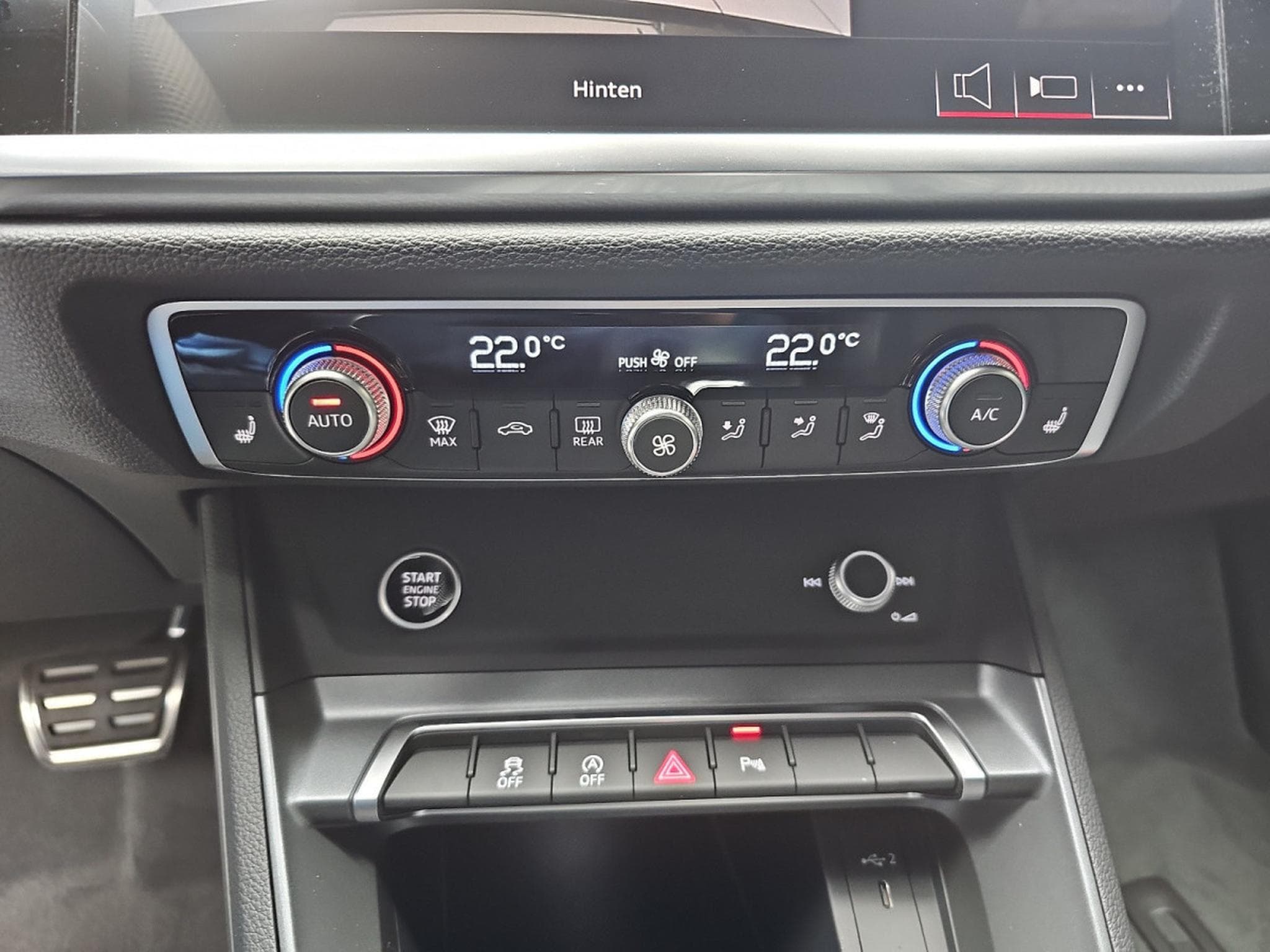 Audi Q3 35 TFSI S-Tronic 150  S-Line (2025) - Photo 10