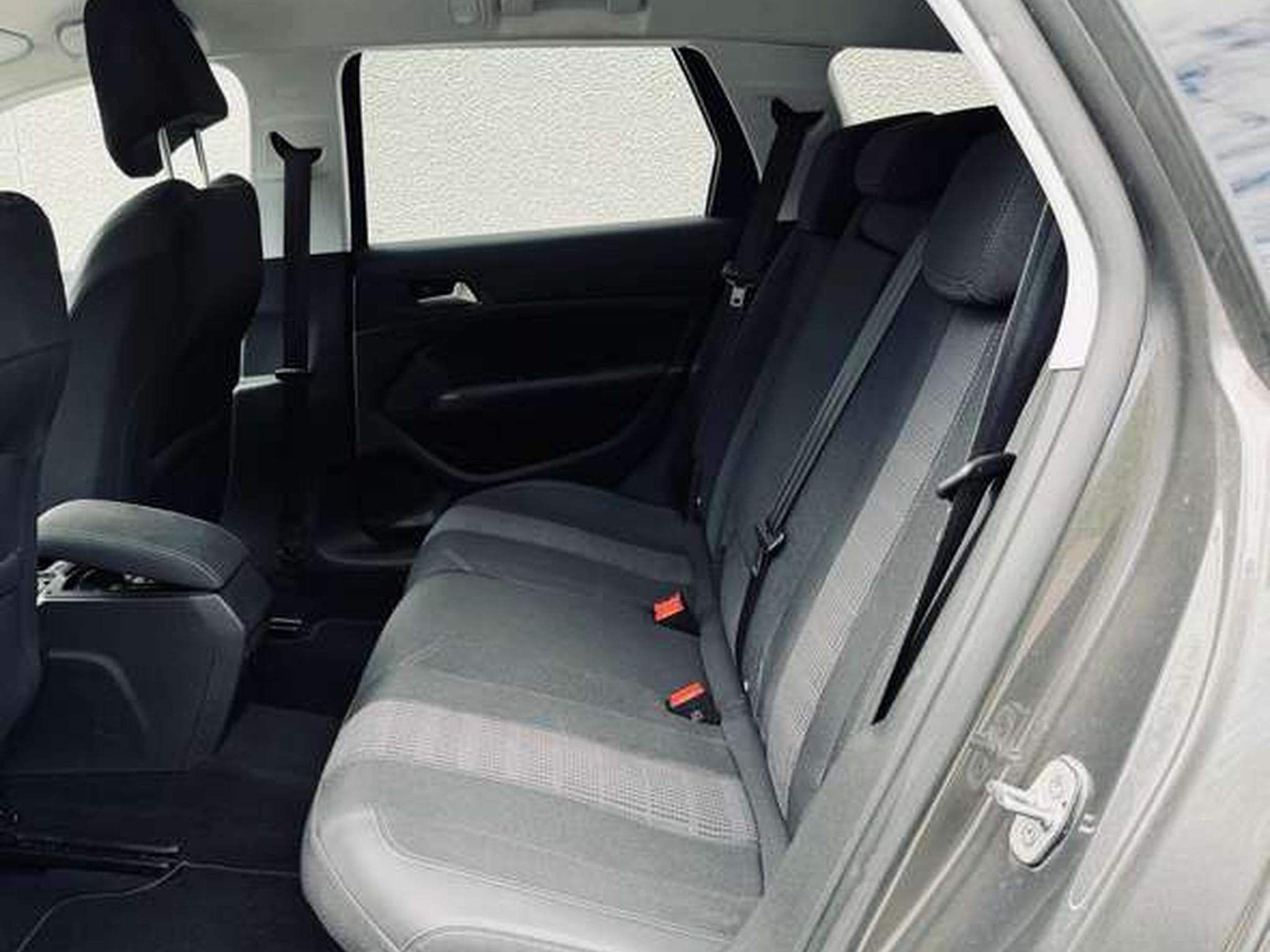 Peugeot 308 308 SW 1.5 BlueHDi Allure Pack S (2020) - Photo 13