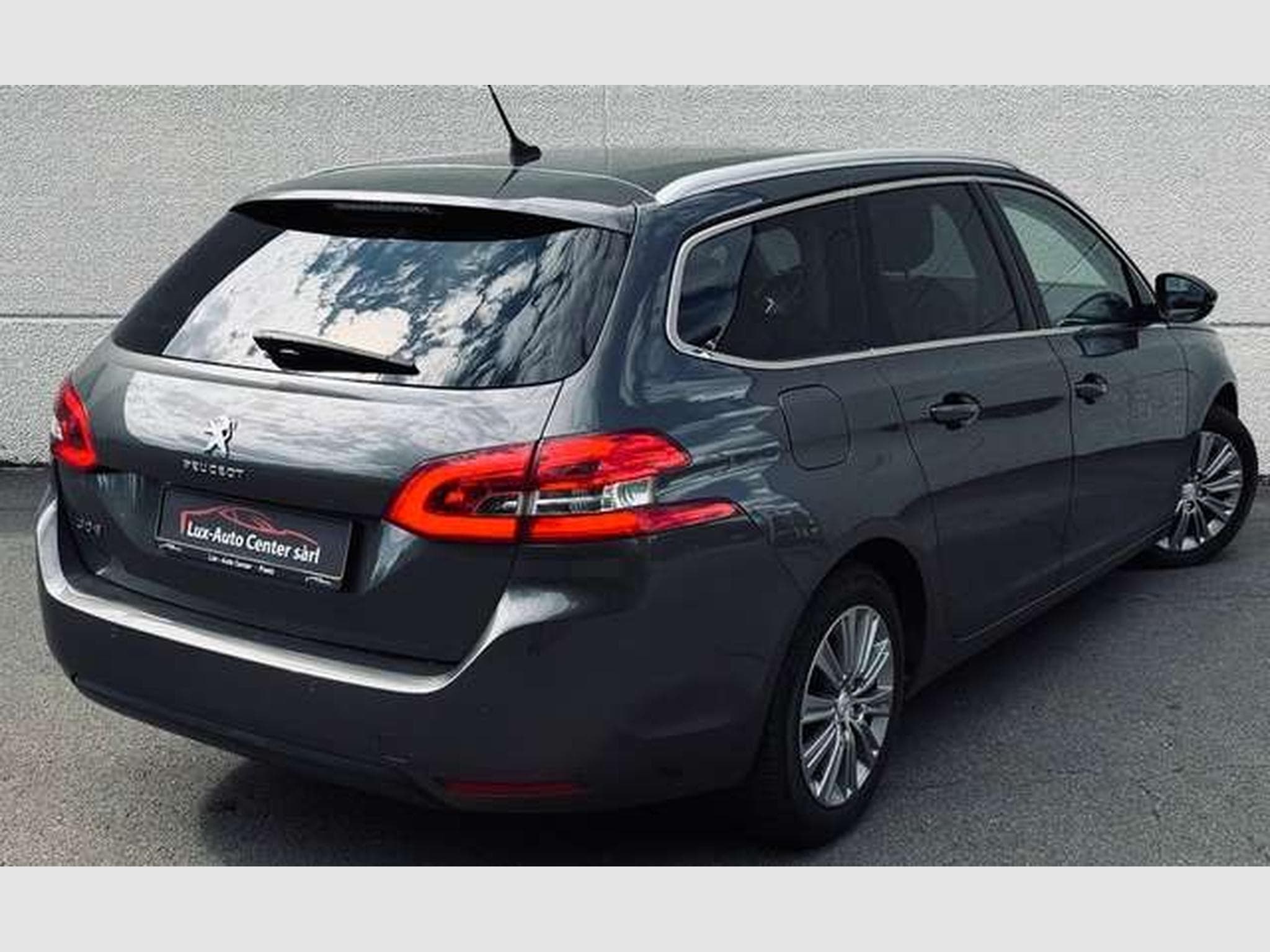 Peugeot 308 308 SW 1.5 BlueHDi Allure Pack S (2020) - Photo 6