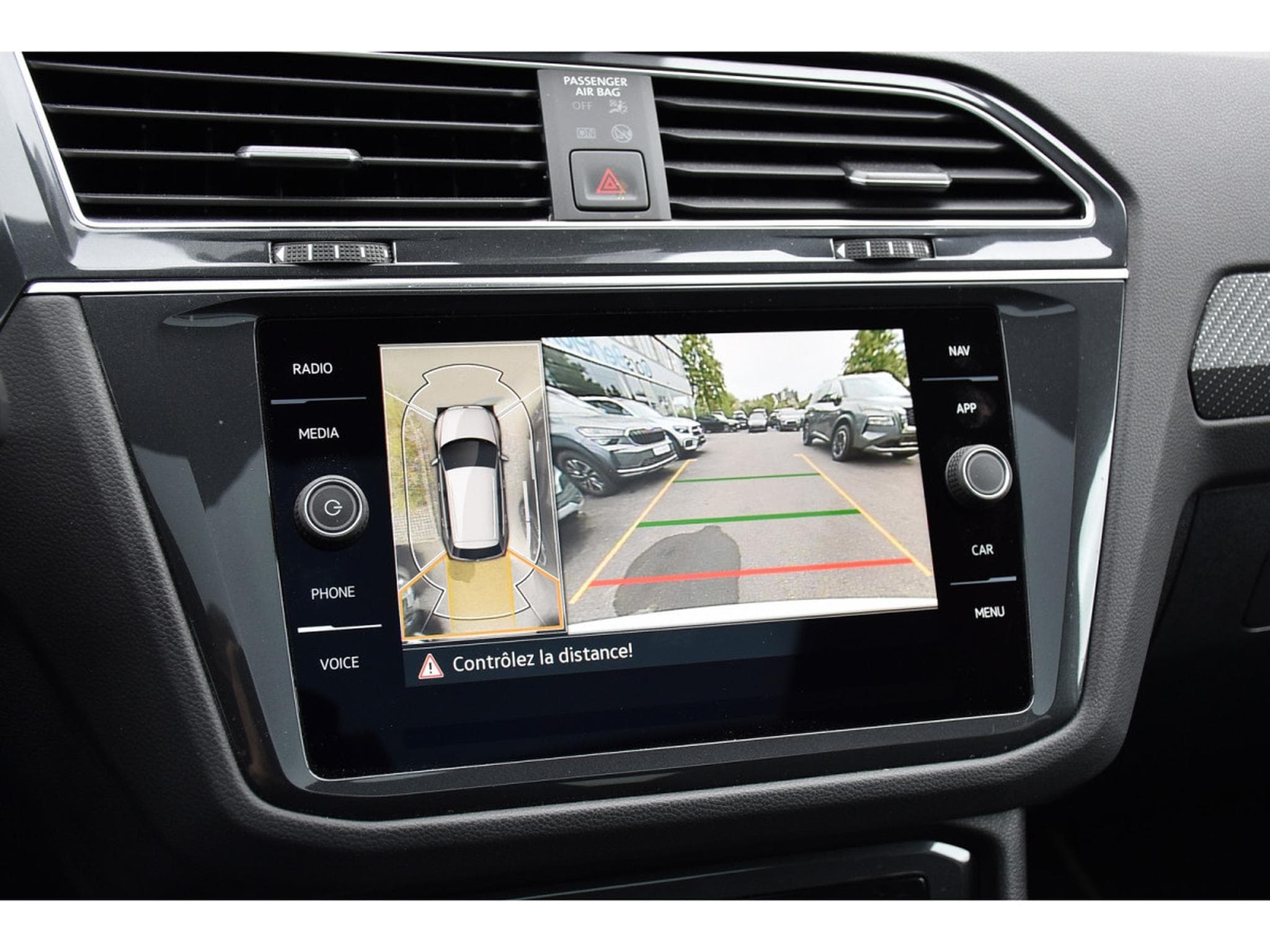VW Tiguan 1.4 TSI eHybrid DSG6 R-LINE CUIR MEMO PANO HUD ATT RMQ 1° M. (2023) - Foto 14