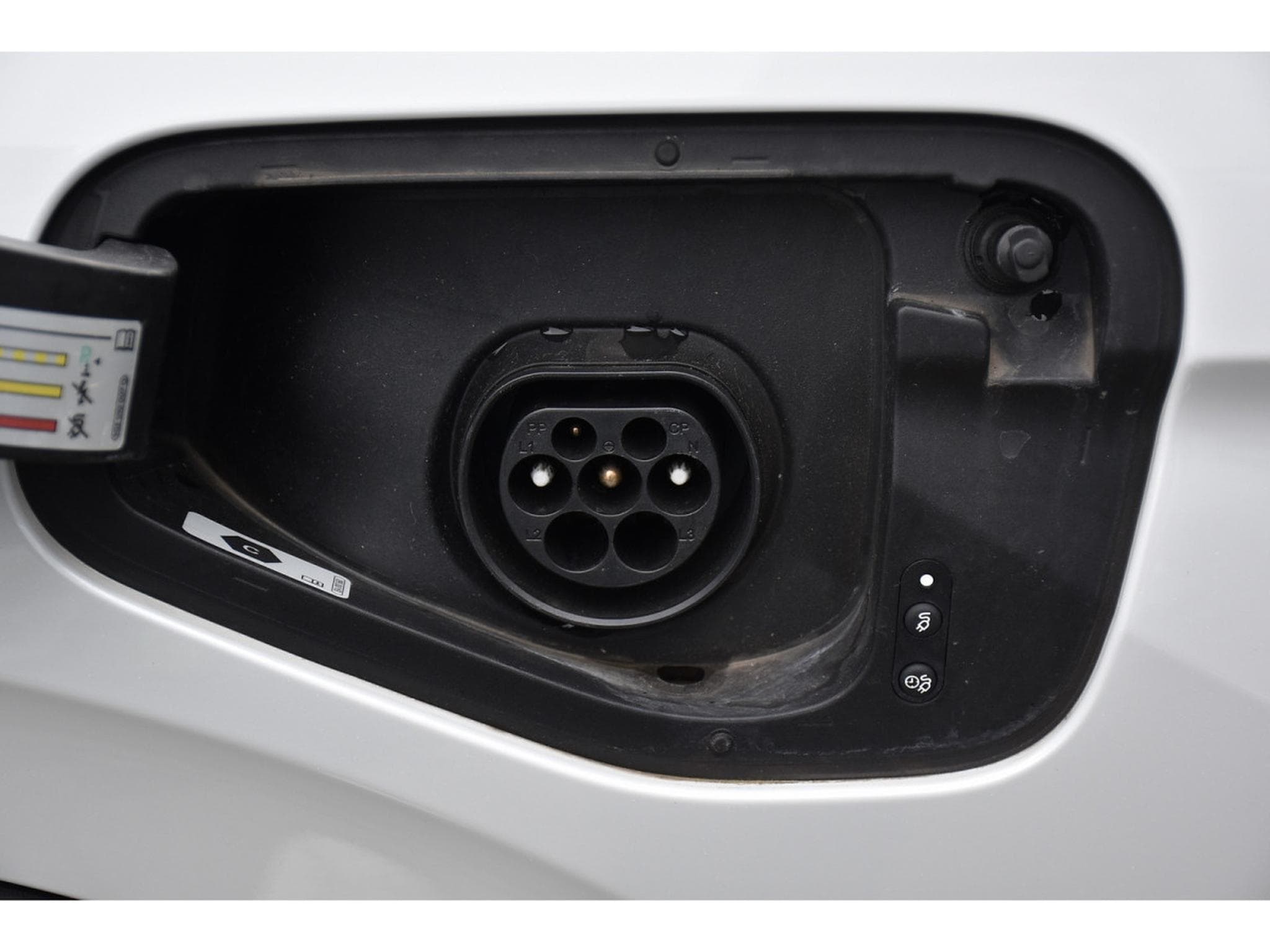 VW Tiguan 1.4 TSI eHybrid DSG6 R-LINE CUIR MEMO PANO HUD ATT RMQ 1° M. (2023) - Foto 6