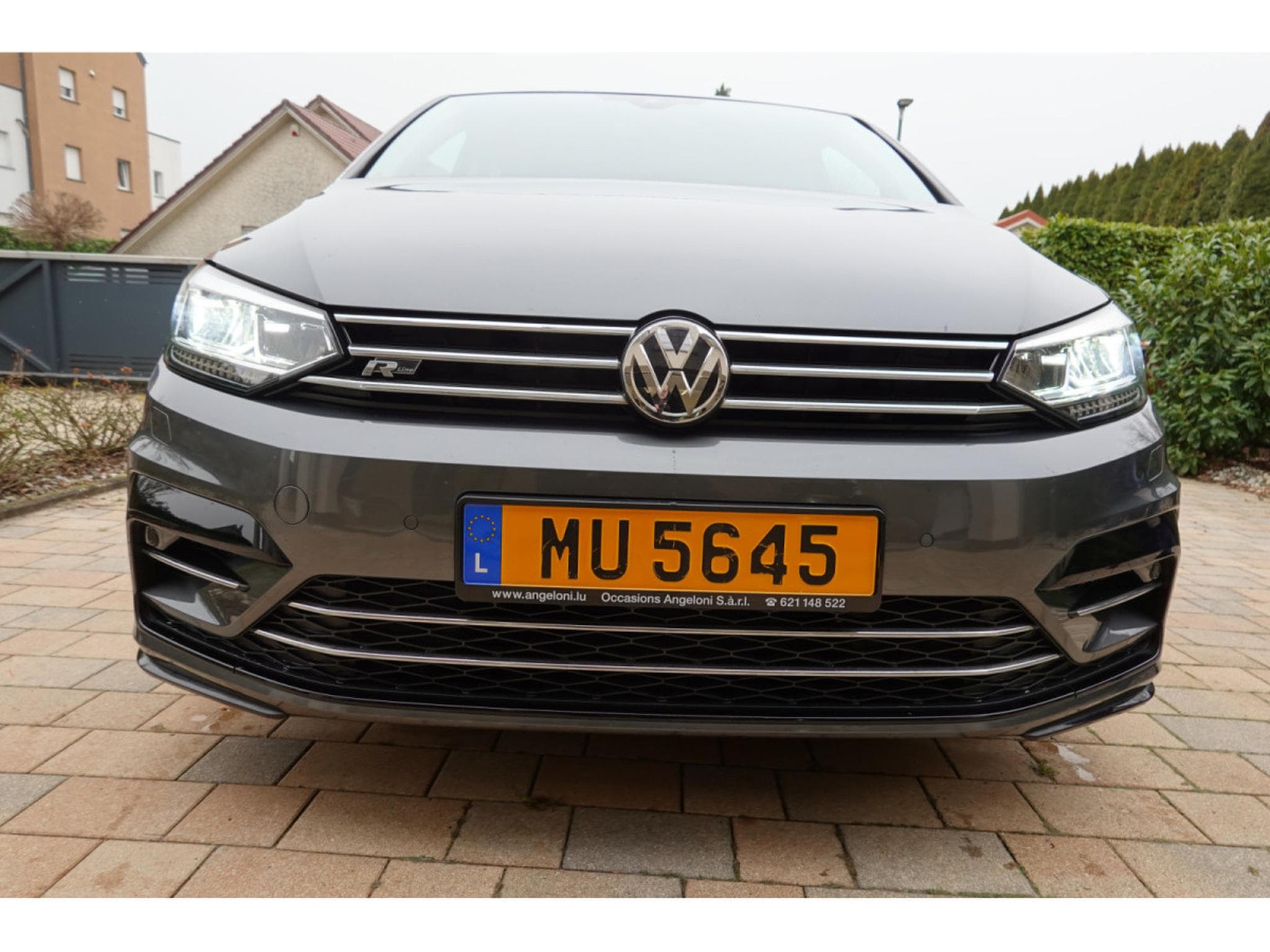 VW Touran 2.0 TDI HIGHLINE 150 DSG R-LINE (2018) - Photo 2