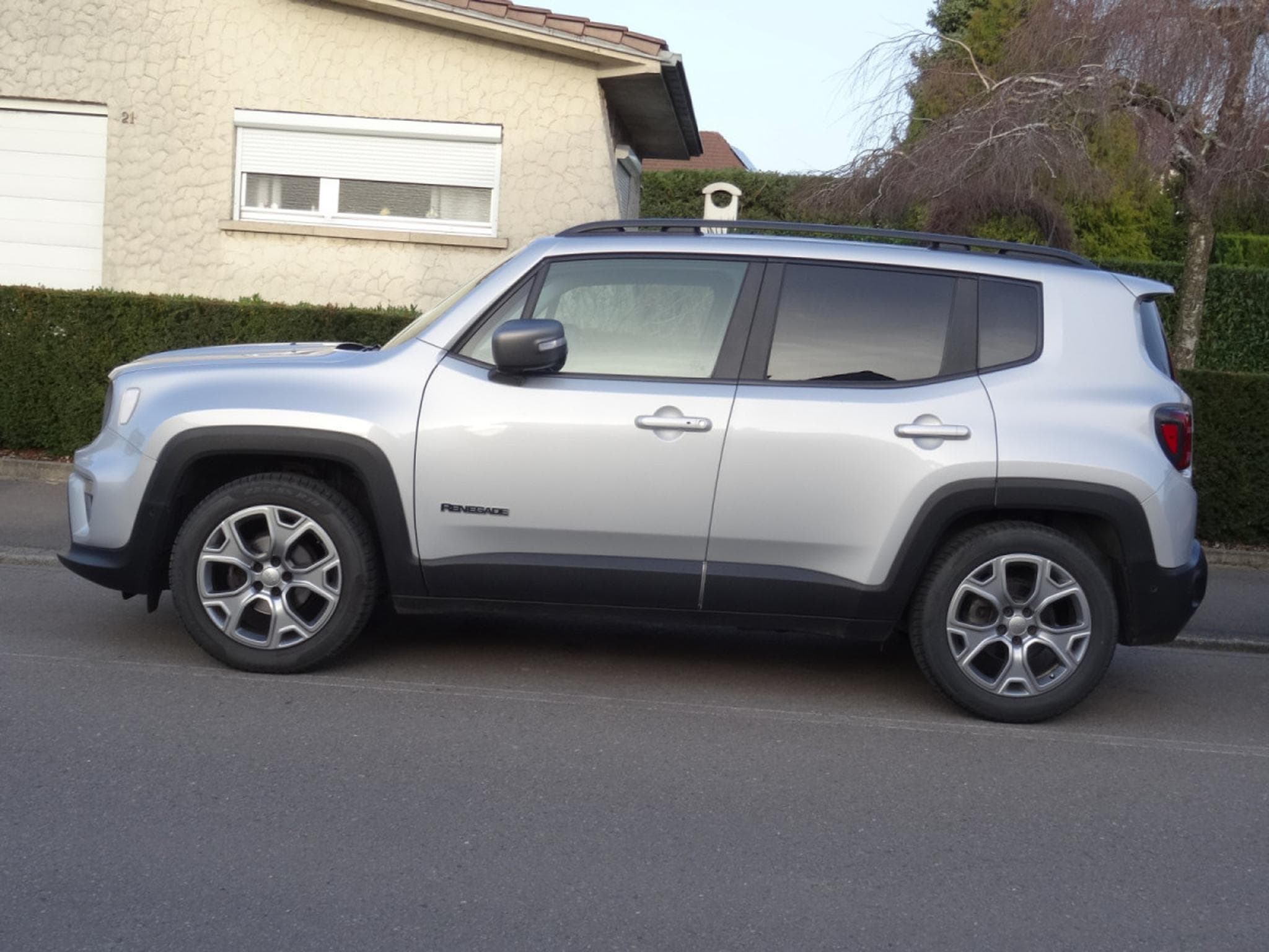 Jeep Renegade 1.0 TGDi LIMITED 4X2 (2020) - Photo 15