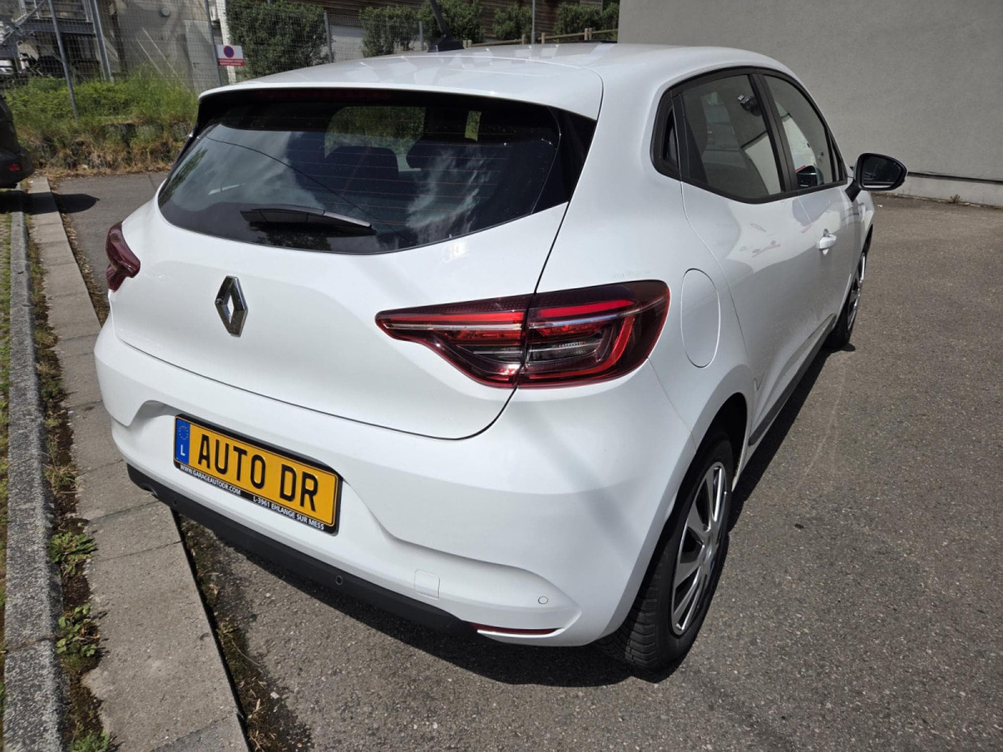 Renault Clio 1.0 TCE 90 CV Garantie 12 Mois (2021) - Photo 6