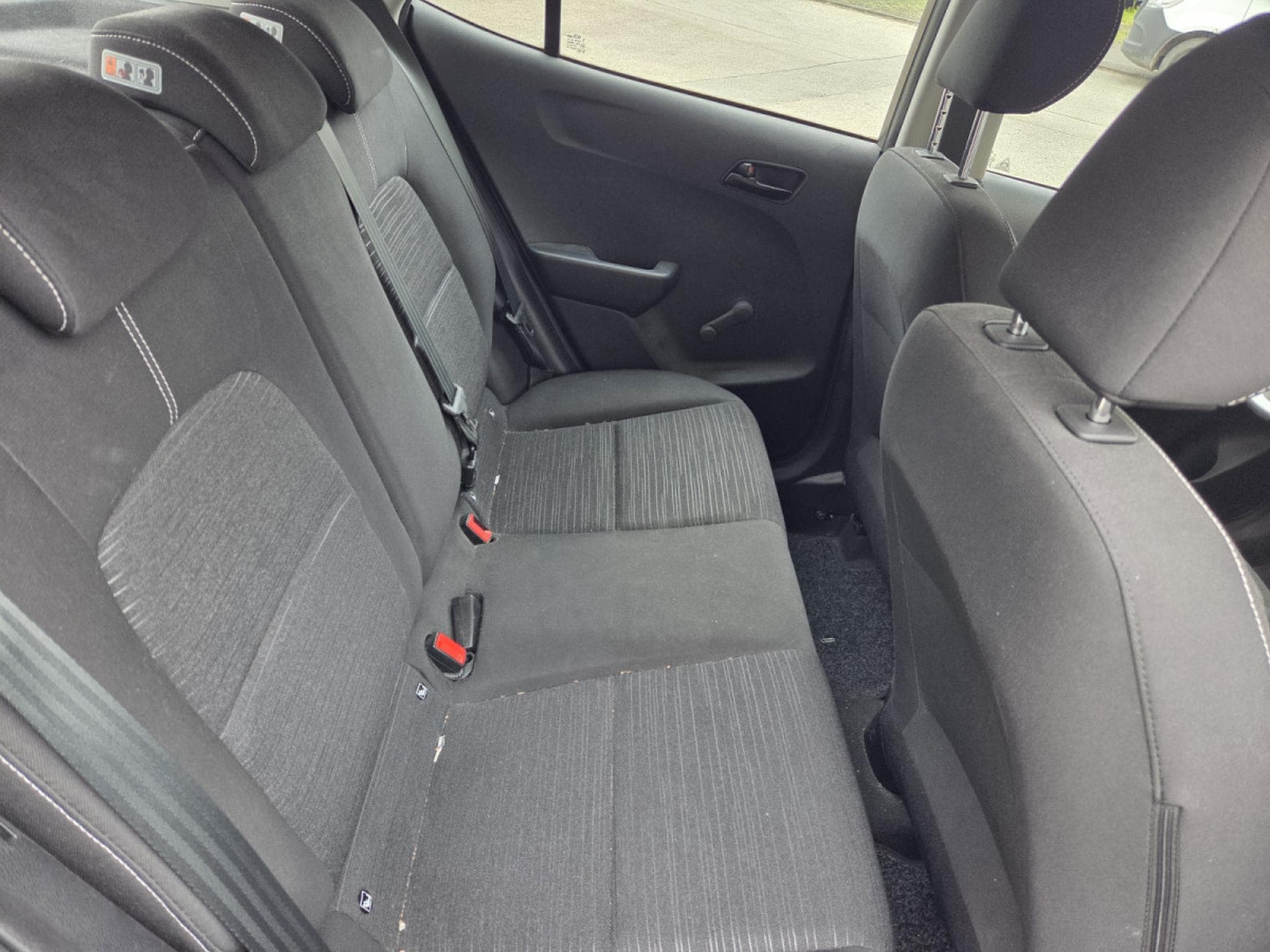 Kia Picanto 1.0 69CV Garantie 12 Mois (2017) - Photo 11