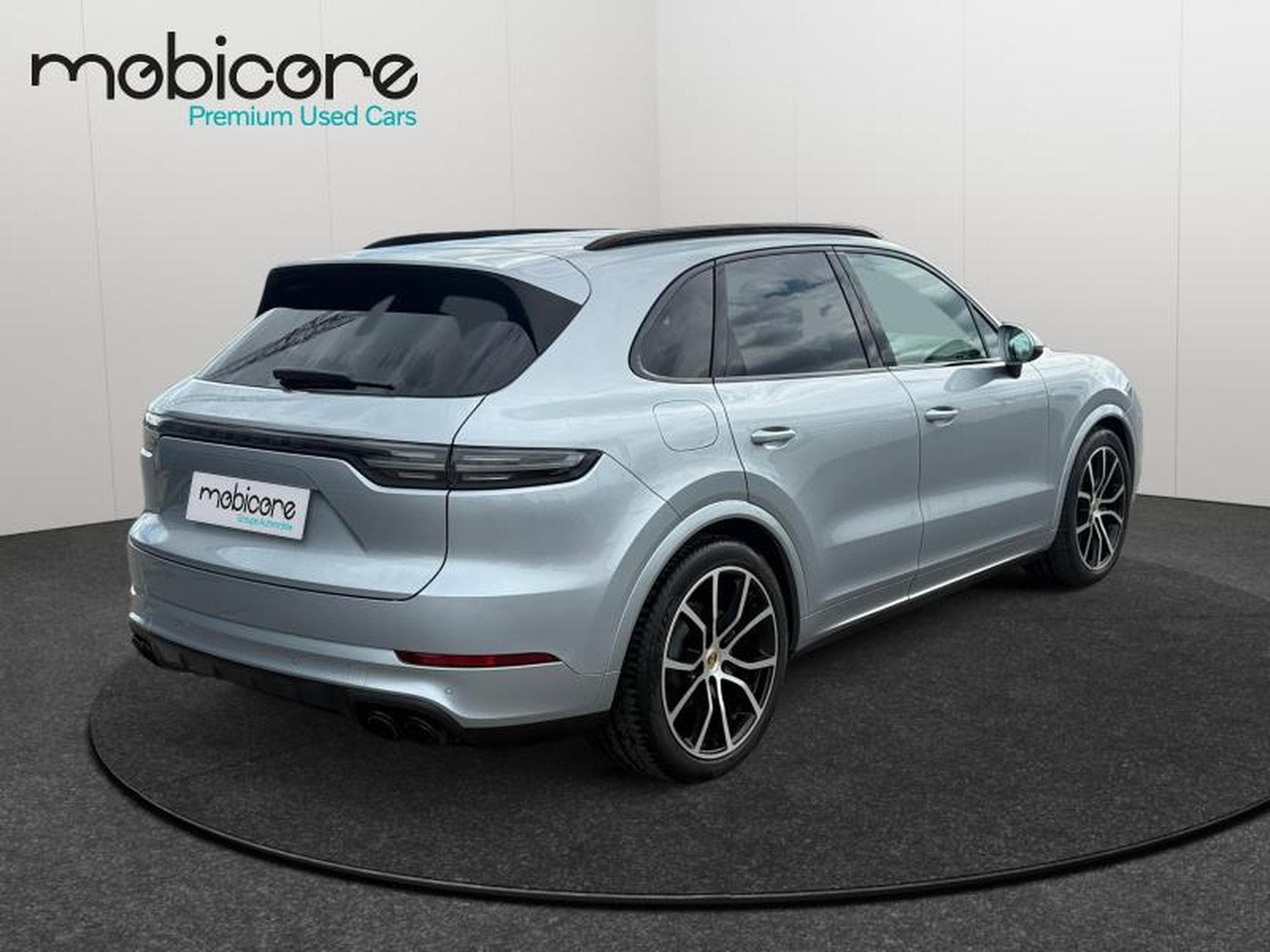 Porsche Cayenne S / Essence (2021) - Photo 2