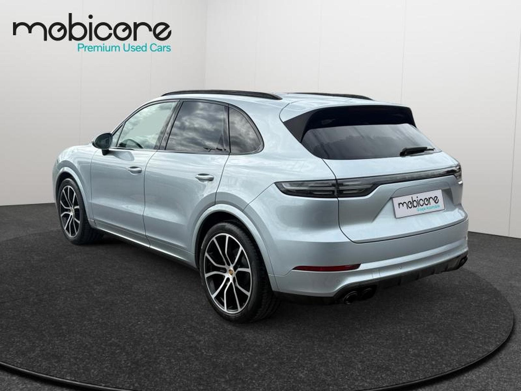 Porsche Cayenne S / Essence (2021) - Photo 5