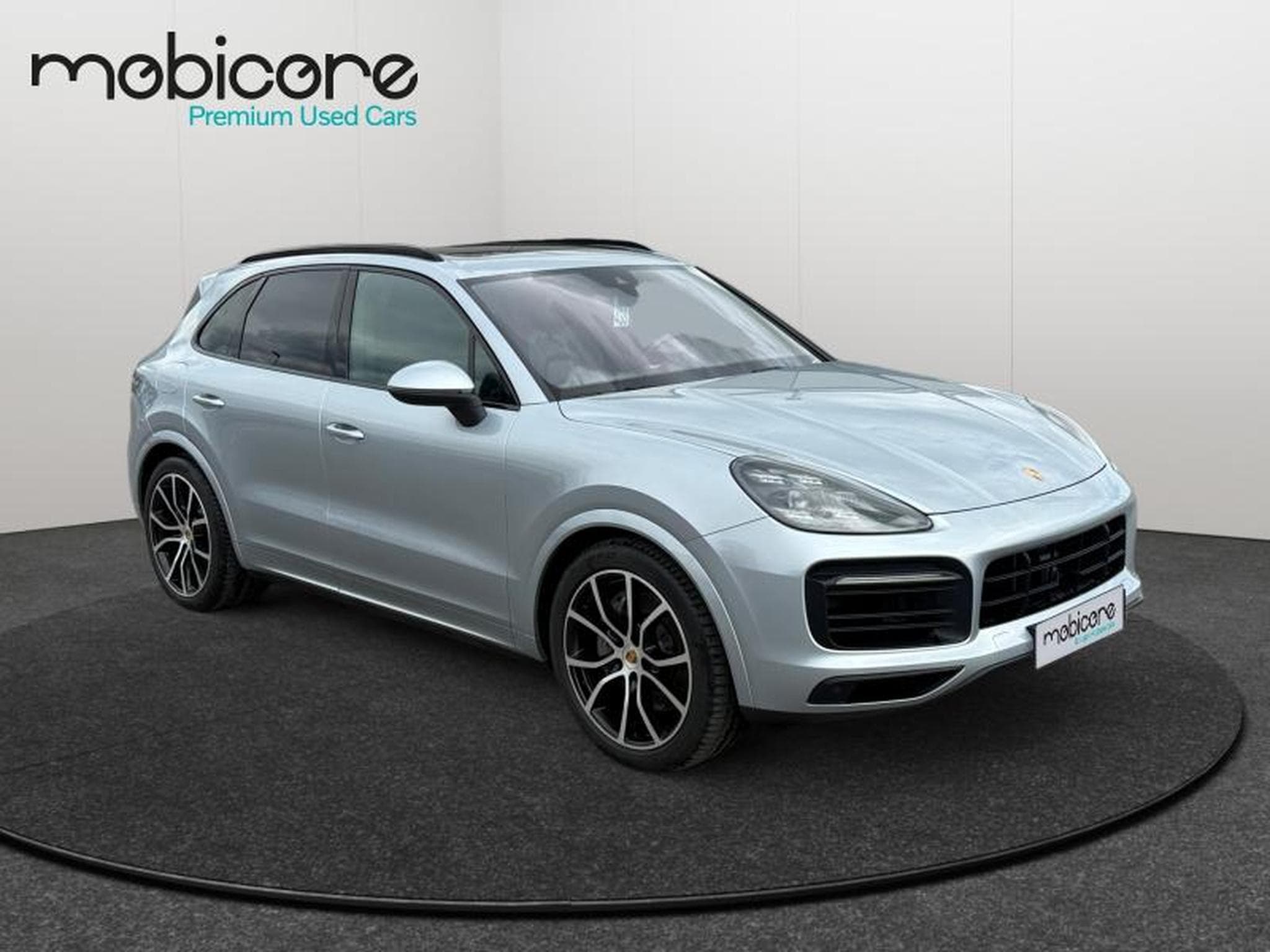 Porsche Cayenne S / Essence (2021) - Photo 8