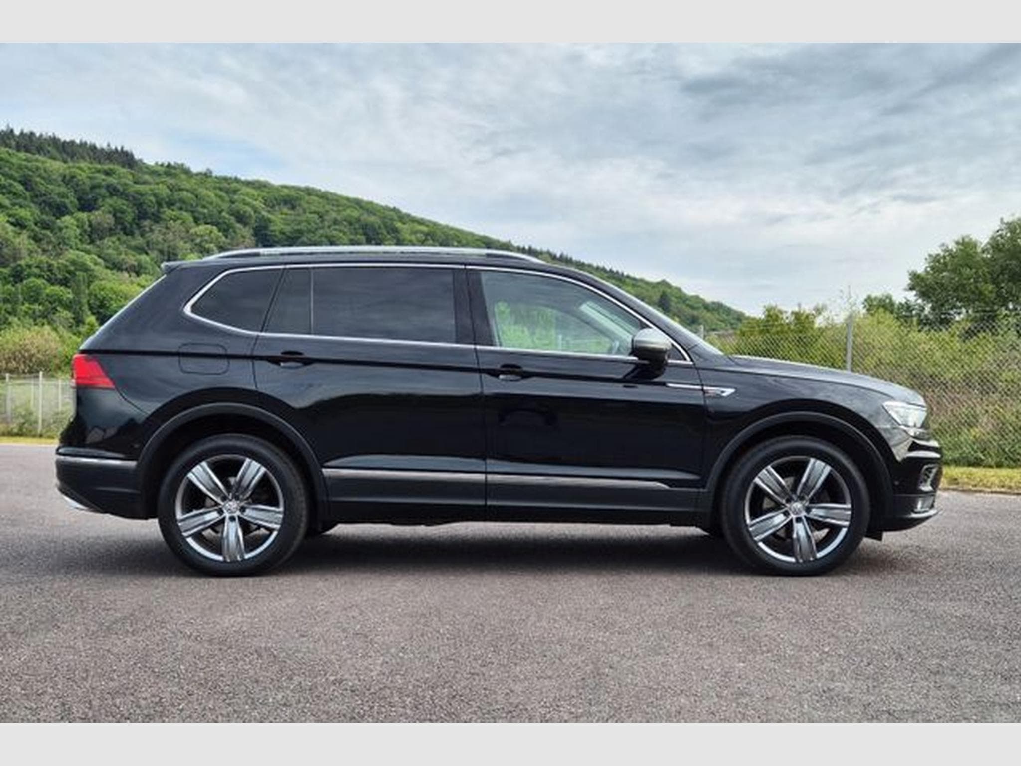 VW Tiguan Tiguan Allspace 2.0 TDI Highline 4Motion DSG (2018) - Foto 7