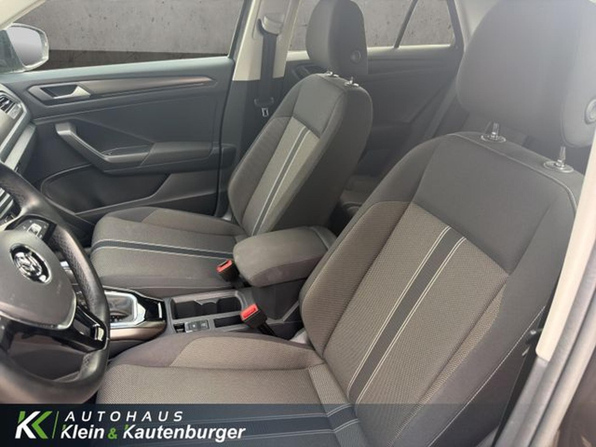VW T-Roc T-Roc 1.5 TSI ACT Style +DSG+EINPARKHIL+SITZHZG. (2018) - Foto 13