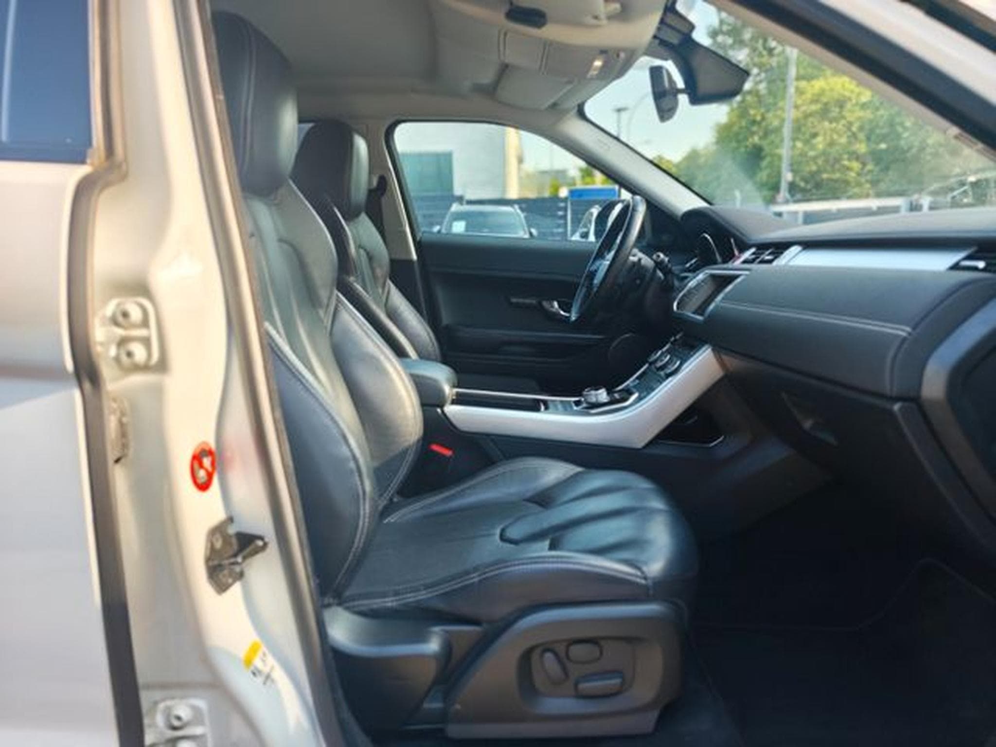 Land-Rover Range Rover Evoque RANGE ROVER EVOQUE DYNAMIC*AUT.*XENON*2.HD* (2014) - Photo 15