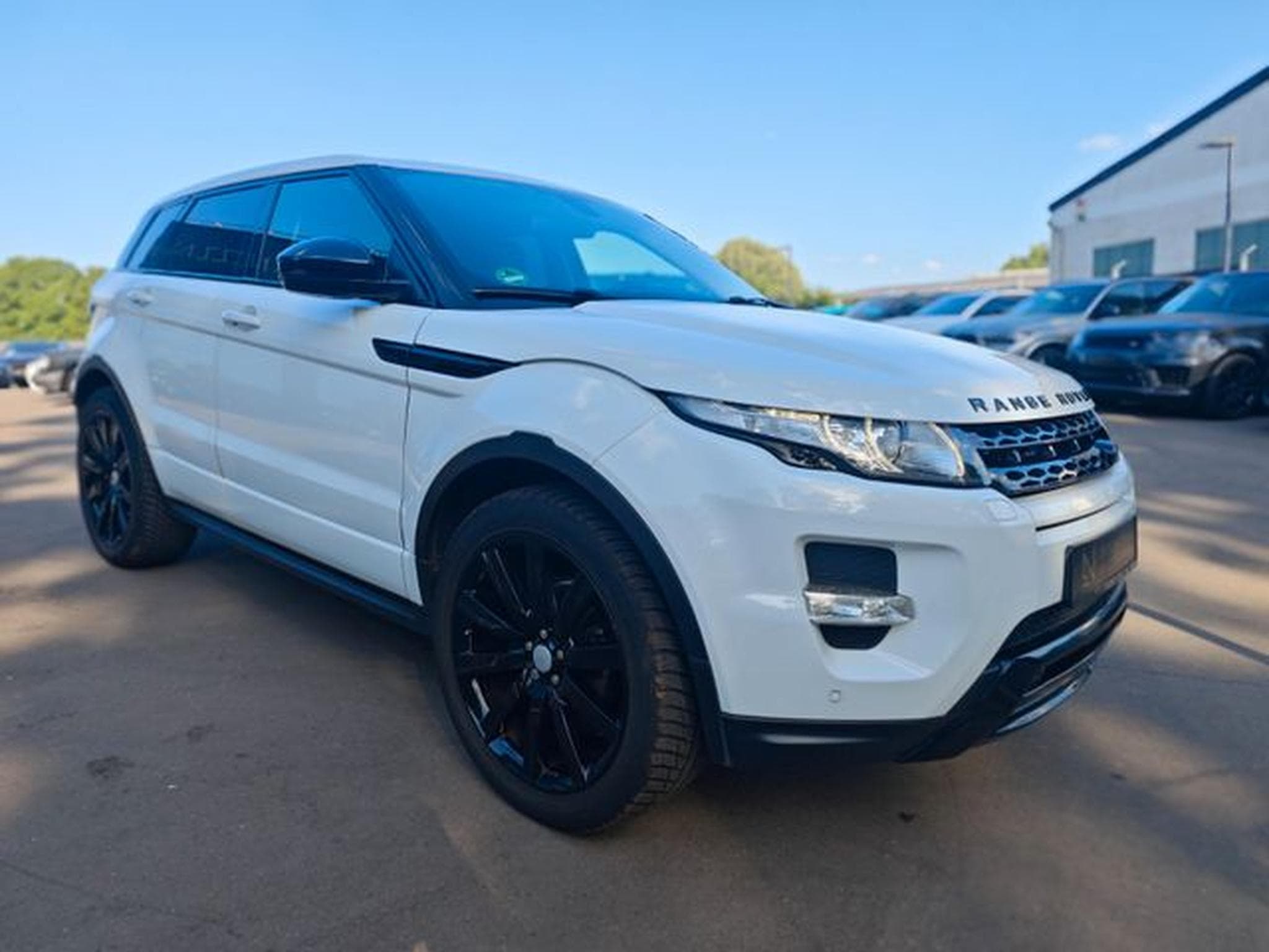 Land-Rover Range Rover Evoque RANGE ROVER EVOQUE DYNAMIC*AUT.*XENON*2.HD* (2014) - Photo 4