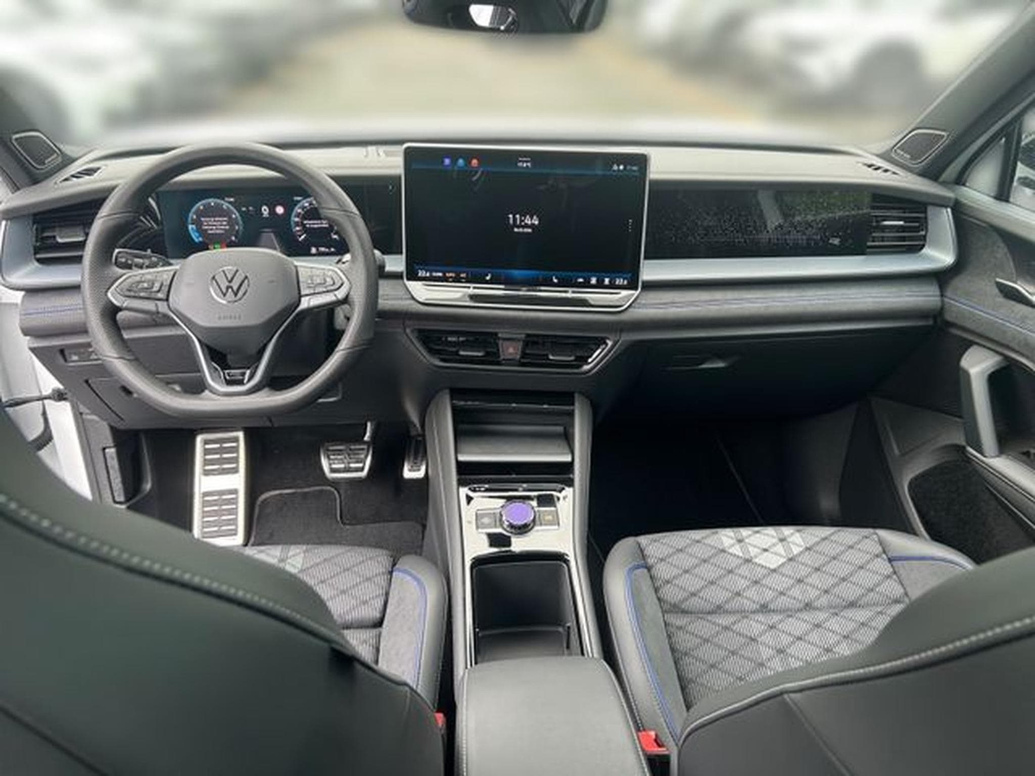VW Tayron Tayron 2.0 TSI 150 kW 4Motion R-Line (2025) - Photo 10