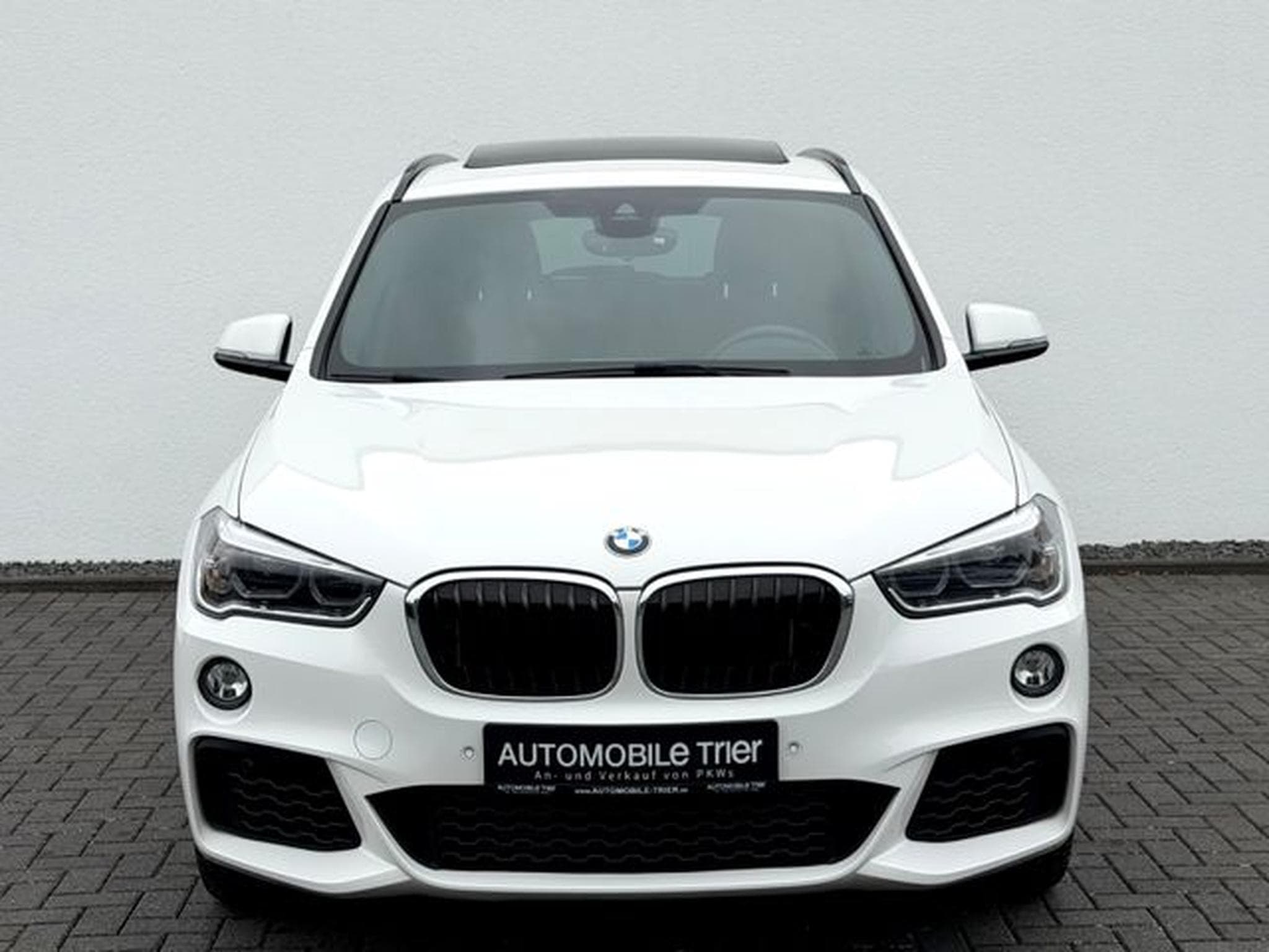 BMW X1 X1 xDrive 25 i M Sport Paket /NAVI/LED/PANO/AHK/ (2017) - Photo 2