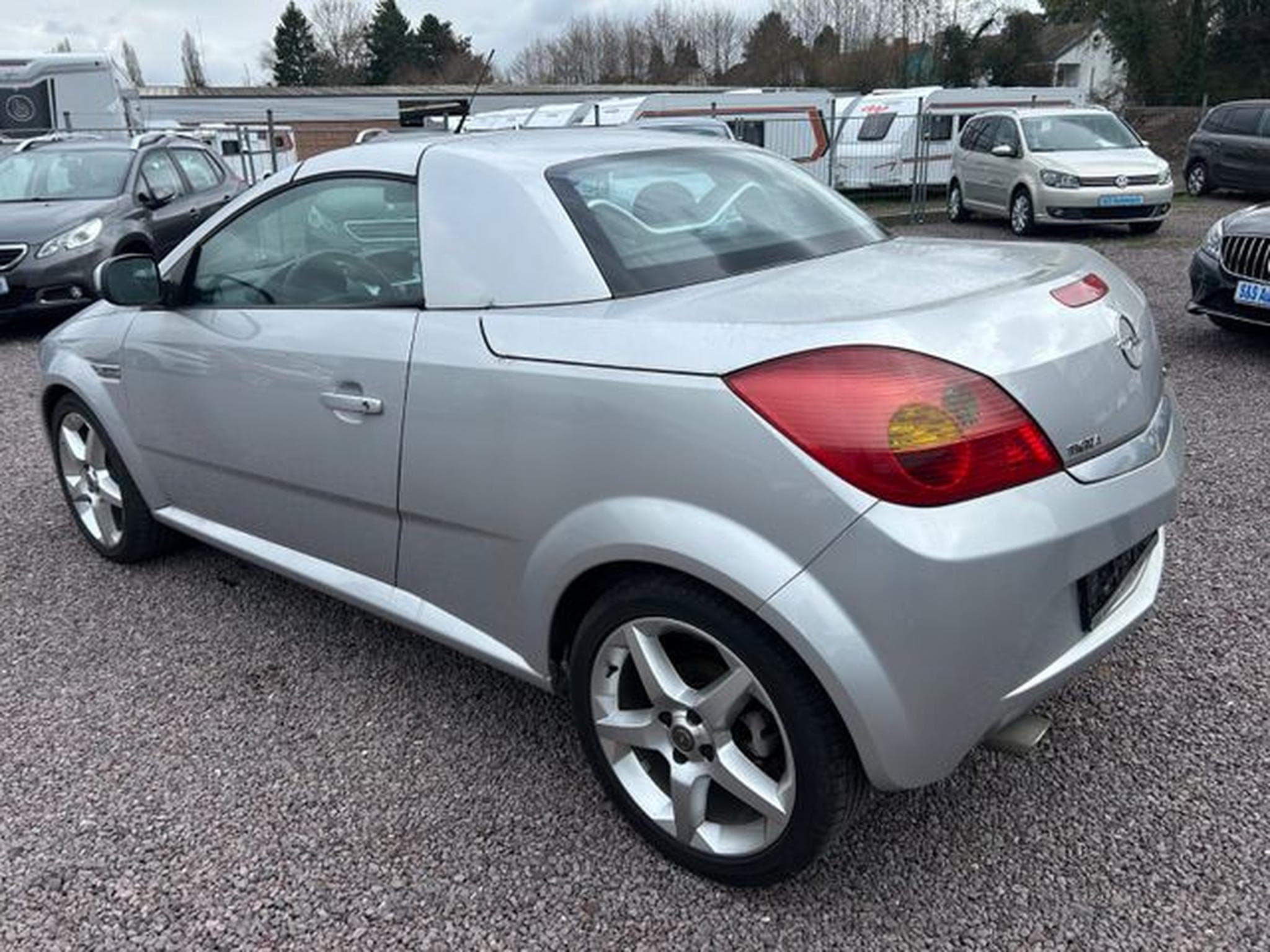 Opel Tigra Tigra Twin Top Sport 1.8 *Teilleder*Klima* (2006) - Photo 6