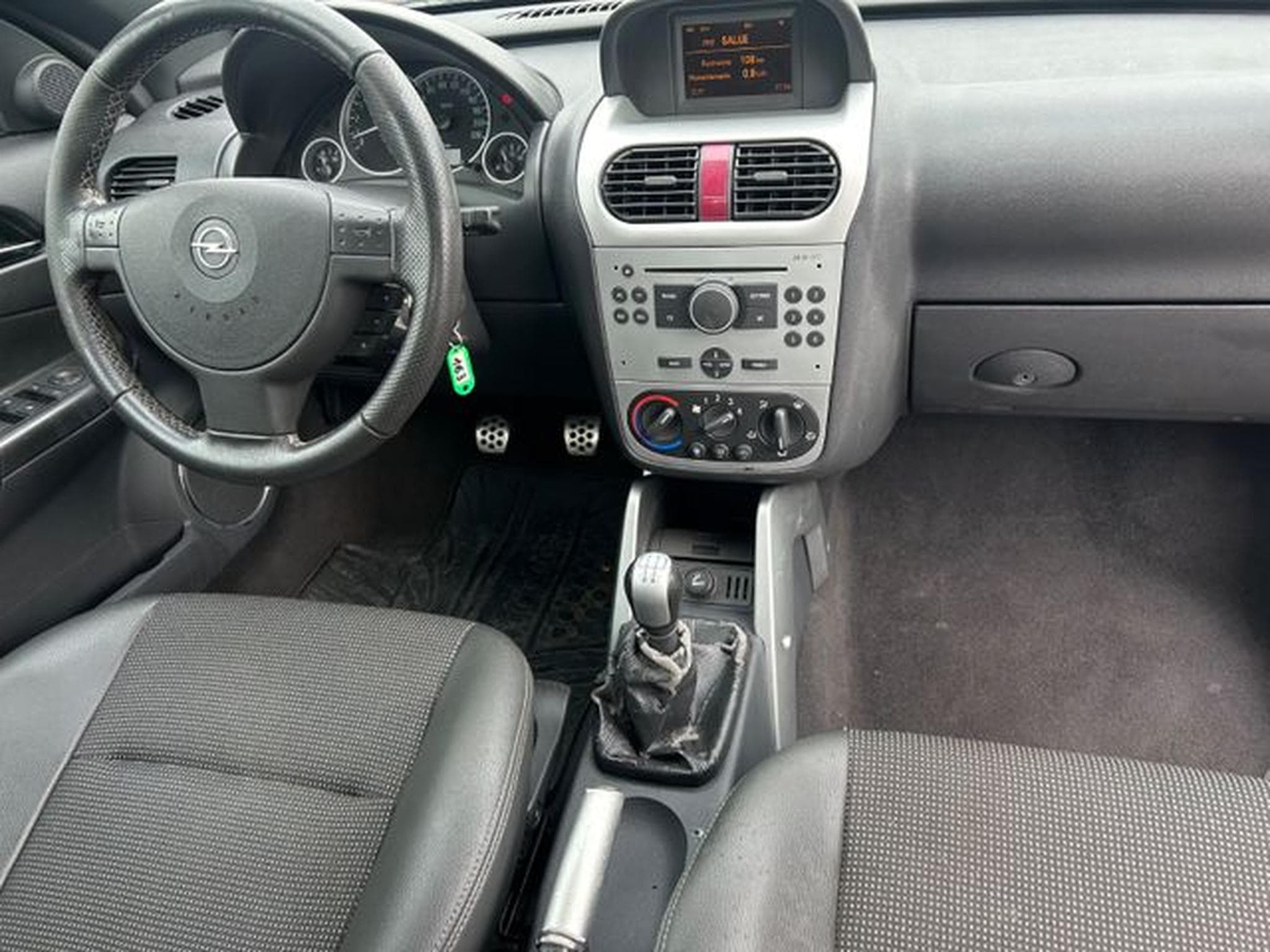 Opel Tigra Tigra Twin Top Sport 1.8 *Teilleder*Klima* (2006) - Photo 9