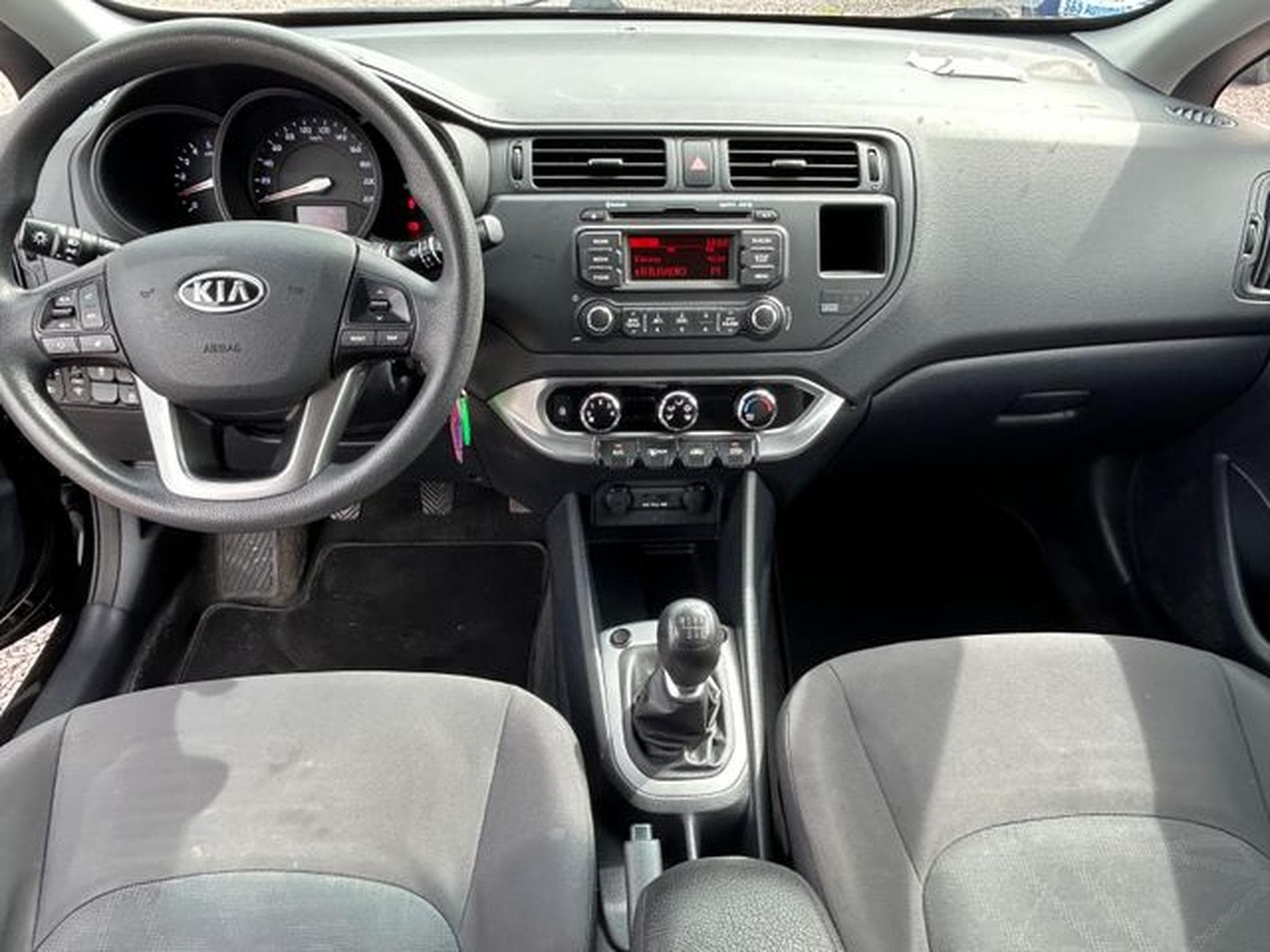 Kia Rio Rio Business Line *Bluetooth*Klima*MFL*Euro5* (2013) - Photo 10