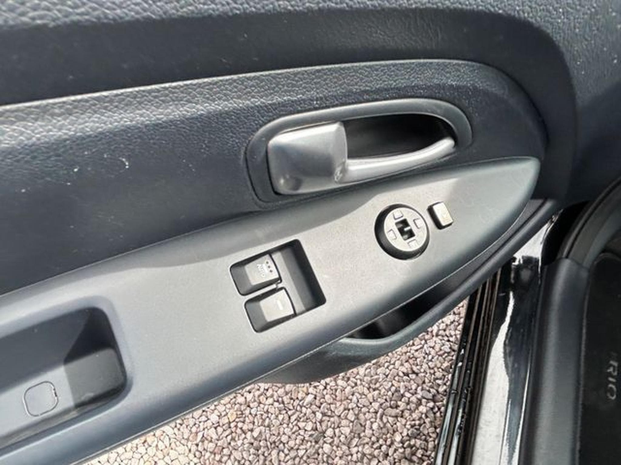 Kia Rio Rio Business Line *Bluetooth*Klima*MFL*Euro5* (2013) - Photo 14