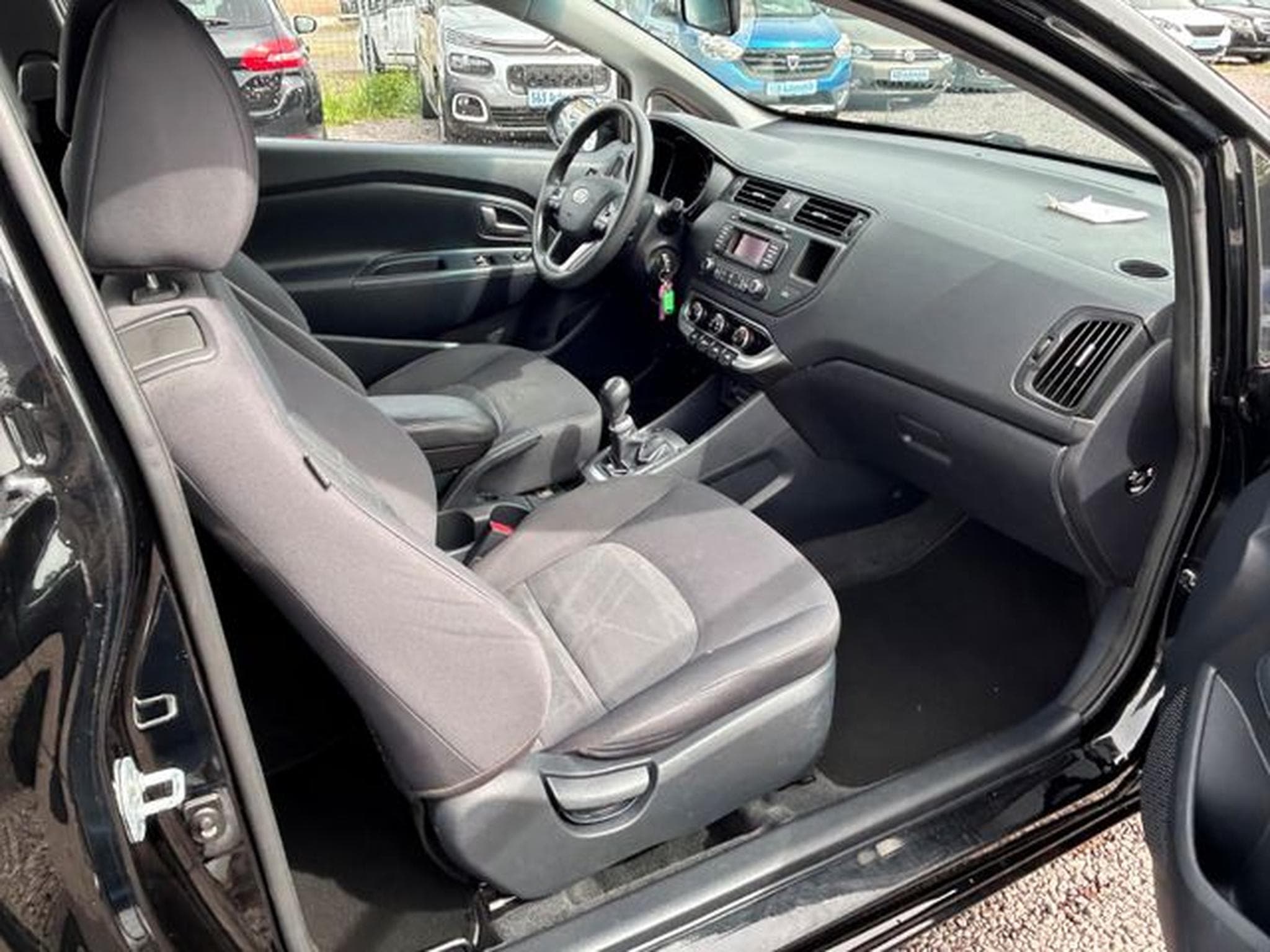 Kia Rio Rio Business Line *Bluetooth*Klima*MFL*Euro5* (2013) - Photo 9