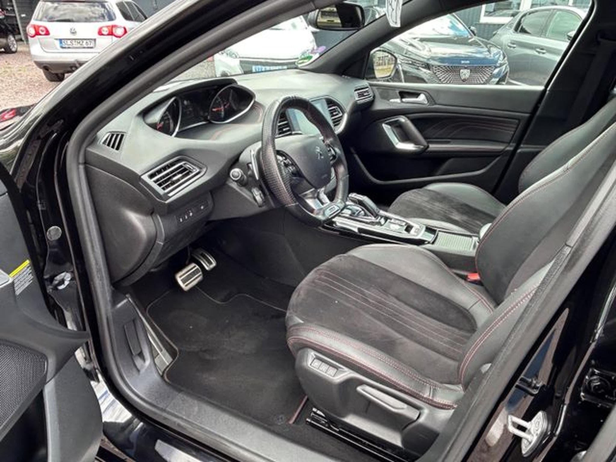 Peugeot 308 308 SW GT *Automatik*Navi*Kamera*Pano*Eu6d (2018) - Photo 7