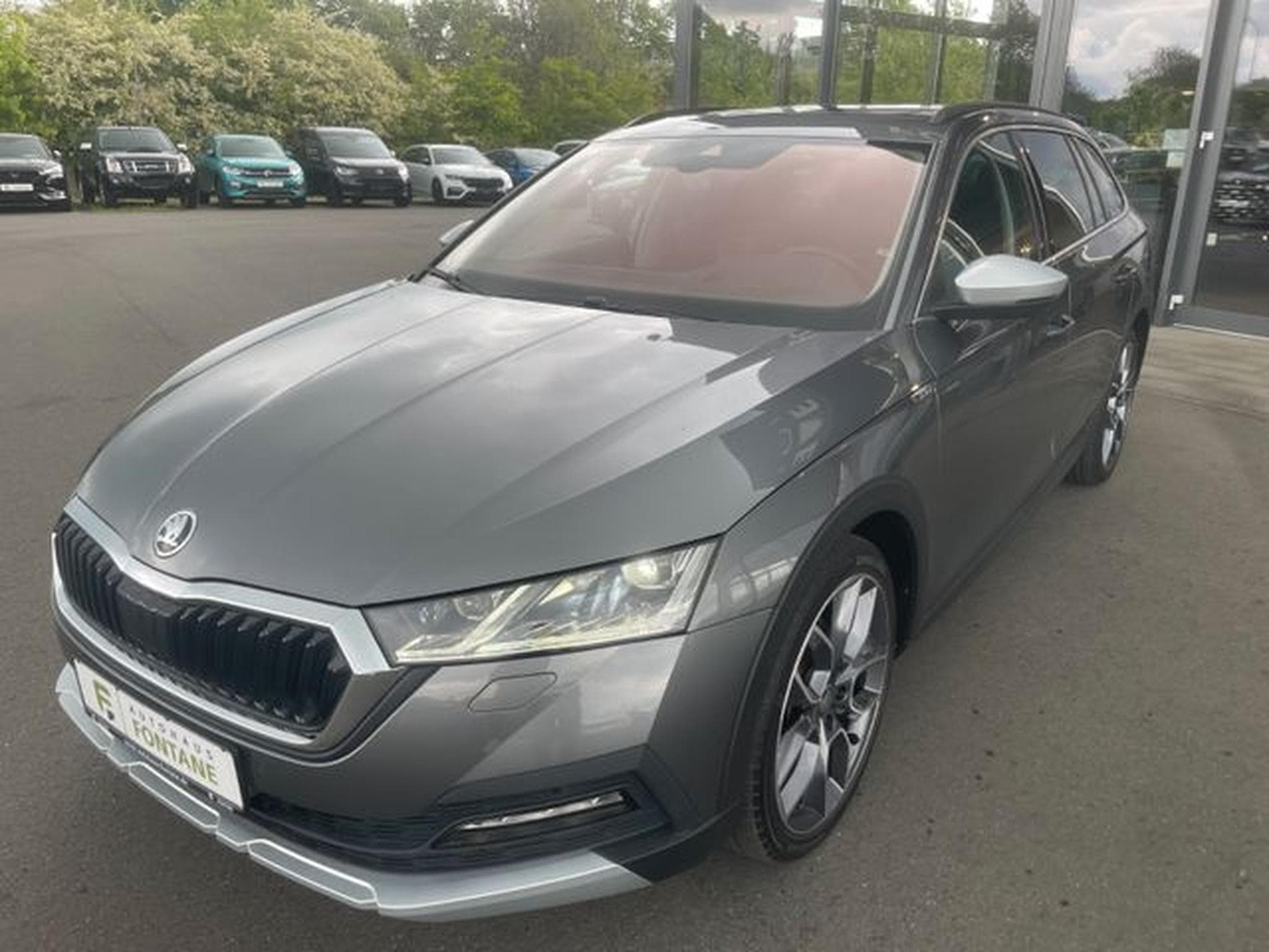 Skoda Octavia Octavia 2,0TDi Kombi Scout 4x4 Pano AHK Standhz (2022) - Foto 2