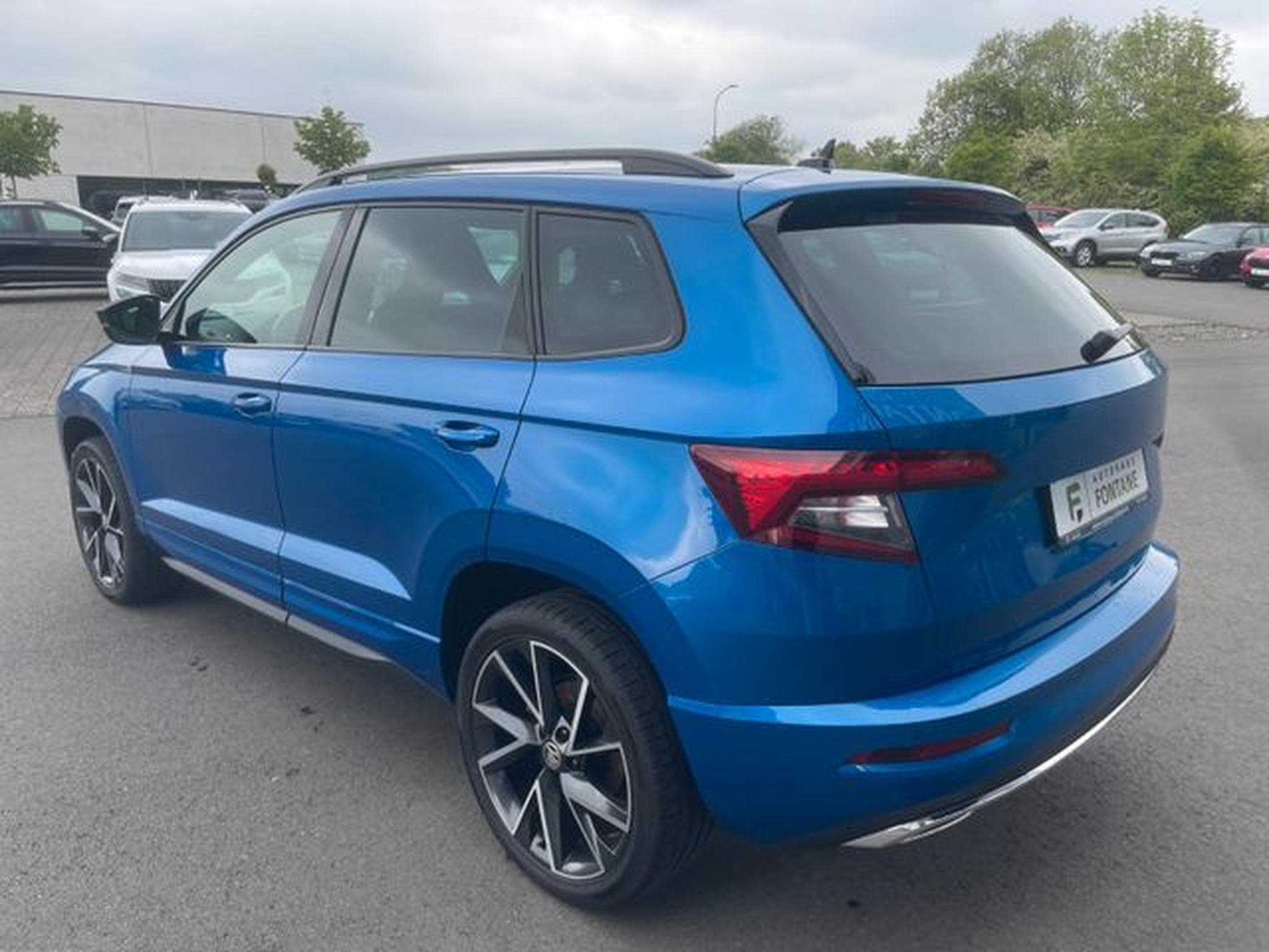 Skoda Karoq Karoq 2,0TDi Sportline 4x4 19" AHK Virtual Key (2020) - Foto 7