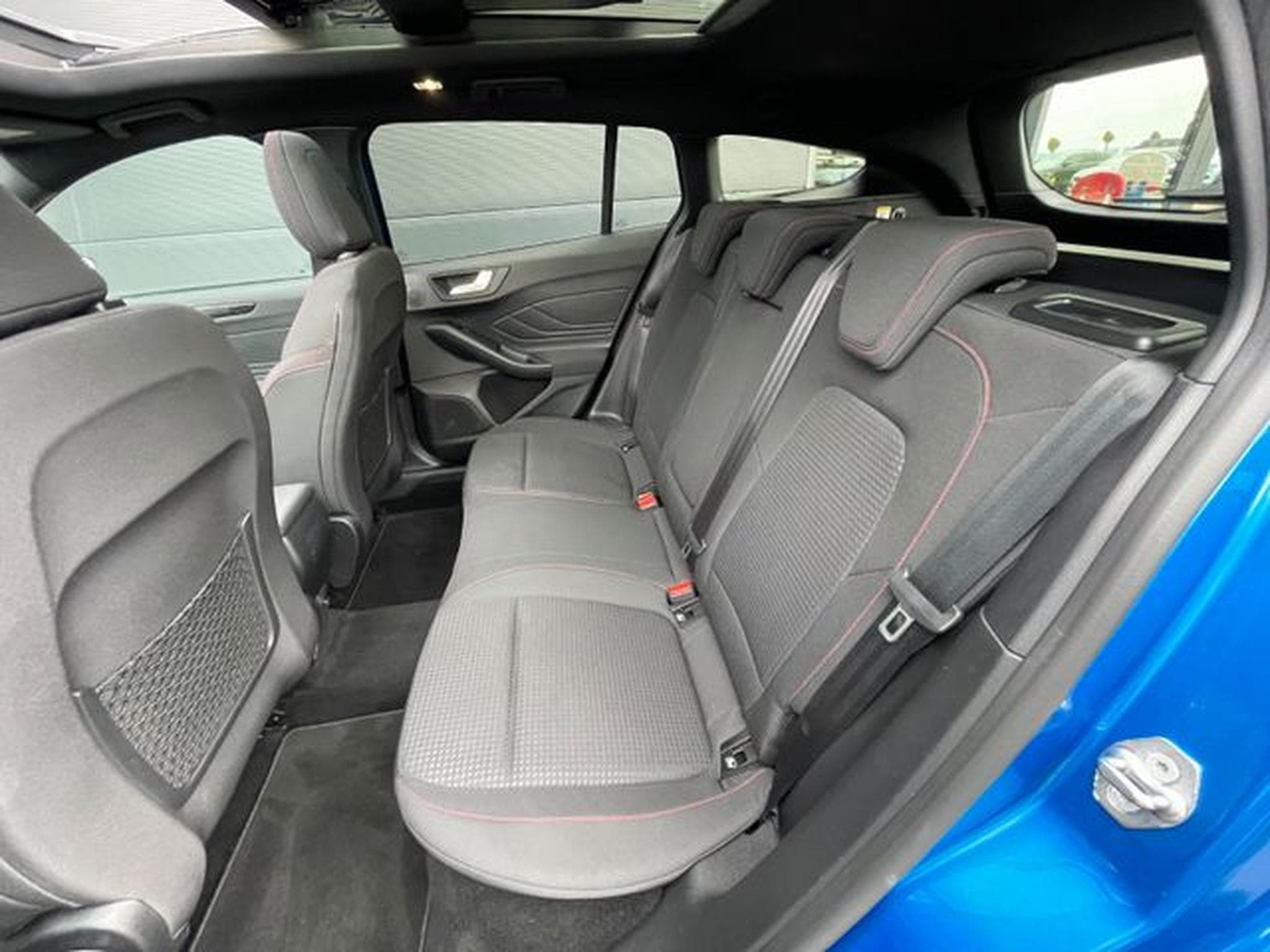 Ford Focus Focus 1,5 Automatik Turnier ST-Line Pano B&amp;O AHK (2019) - Foto 14