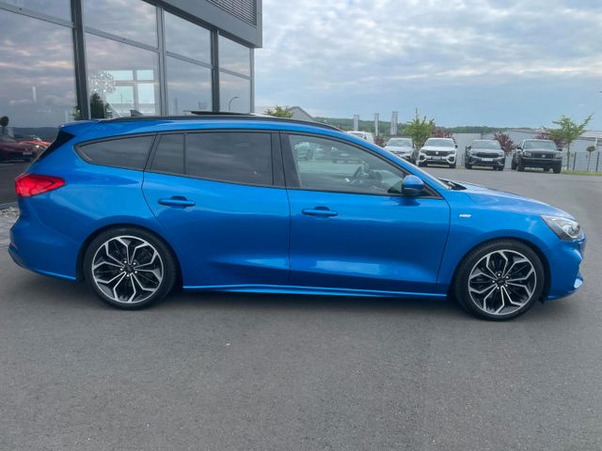Ford Focus Focus 1,5 Automatik Turnier ST-Line Pano B&amp;O AHK (2019) - Foto 5