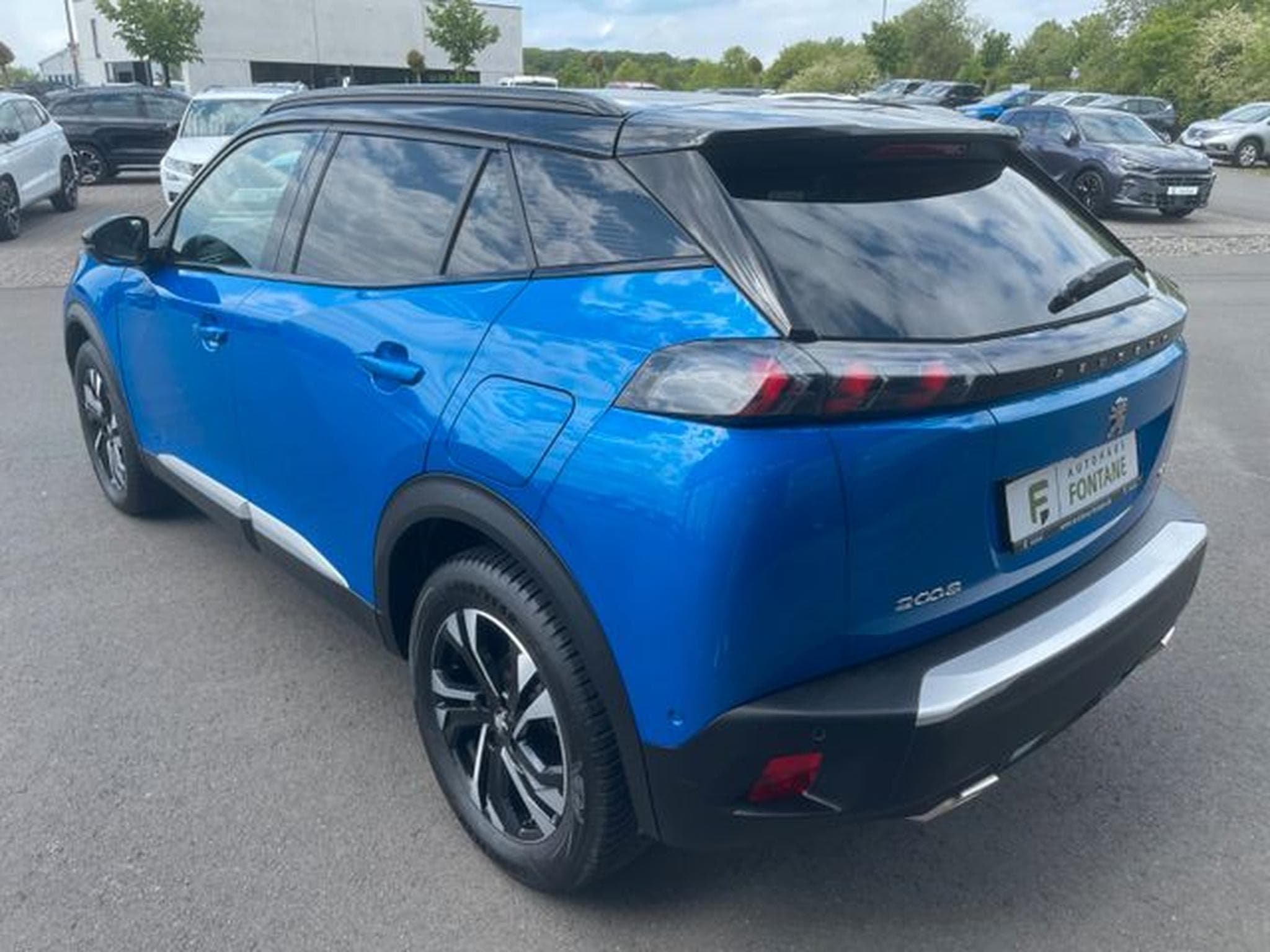 Peugeot 2008 2008 GT e-THP PureTech AHK Pano Leder Kamera (2023) - Foto 8