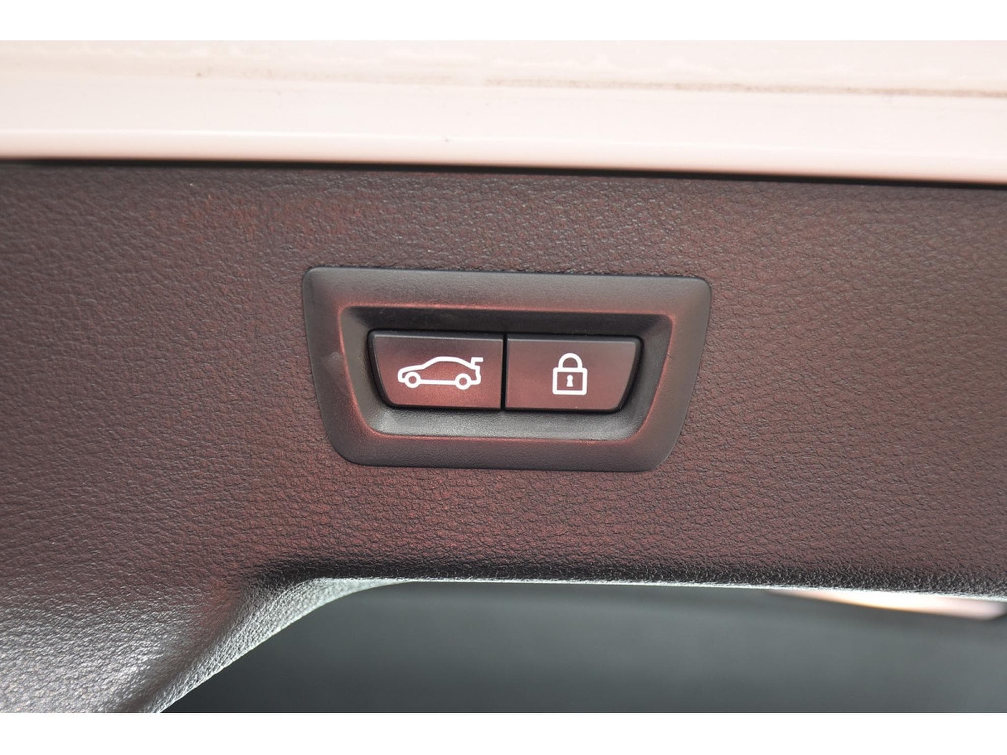 BMW X6 3.0 dAS xDrive30 CUIR MEMO TO HUD HARMAN CAM360 (2015) - Photo 19