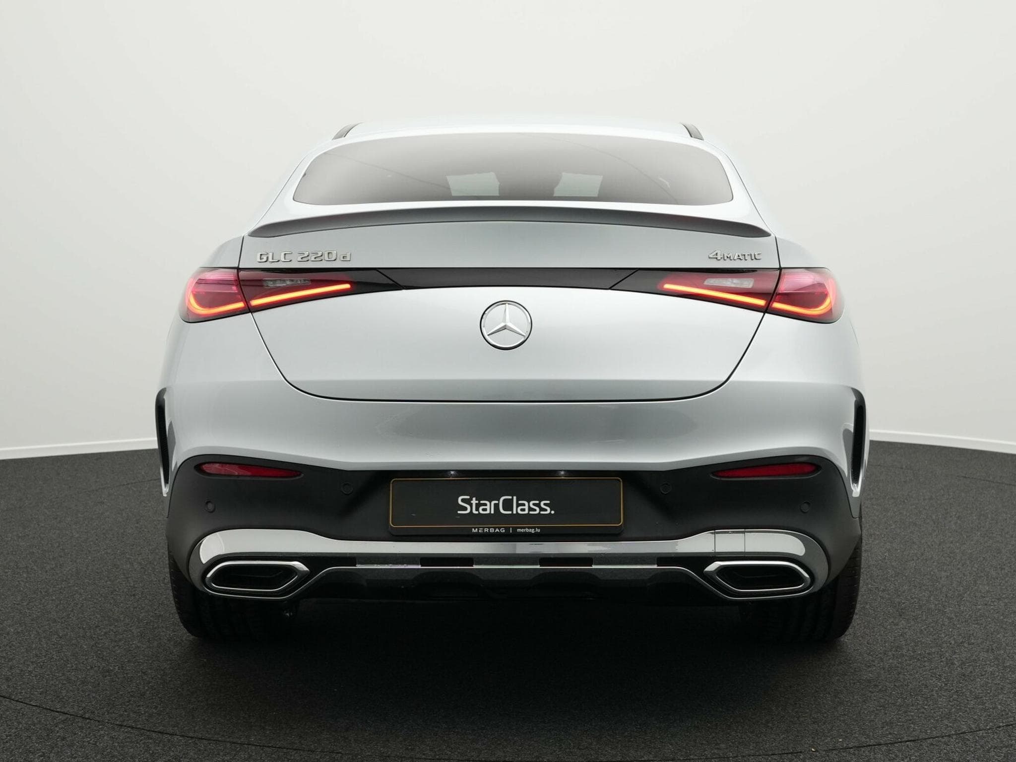 Mercedes GLC 220 d 4MATIC Coupé Multi+AHK+Distr+360 (2024) - Foto 4