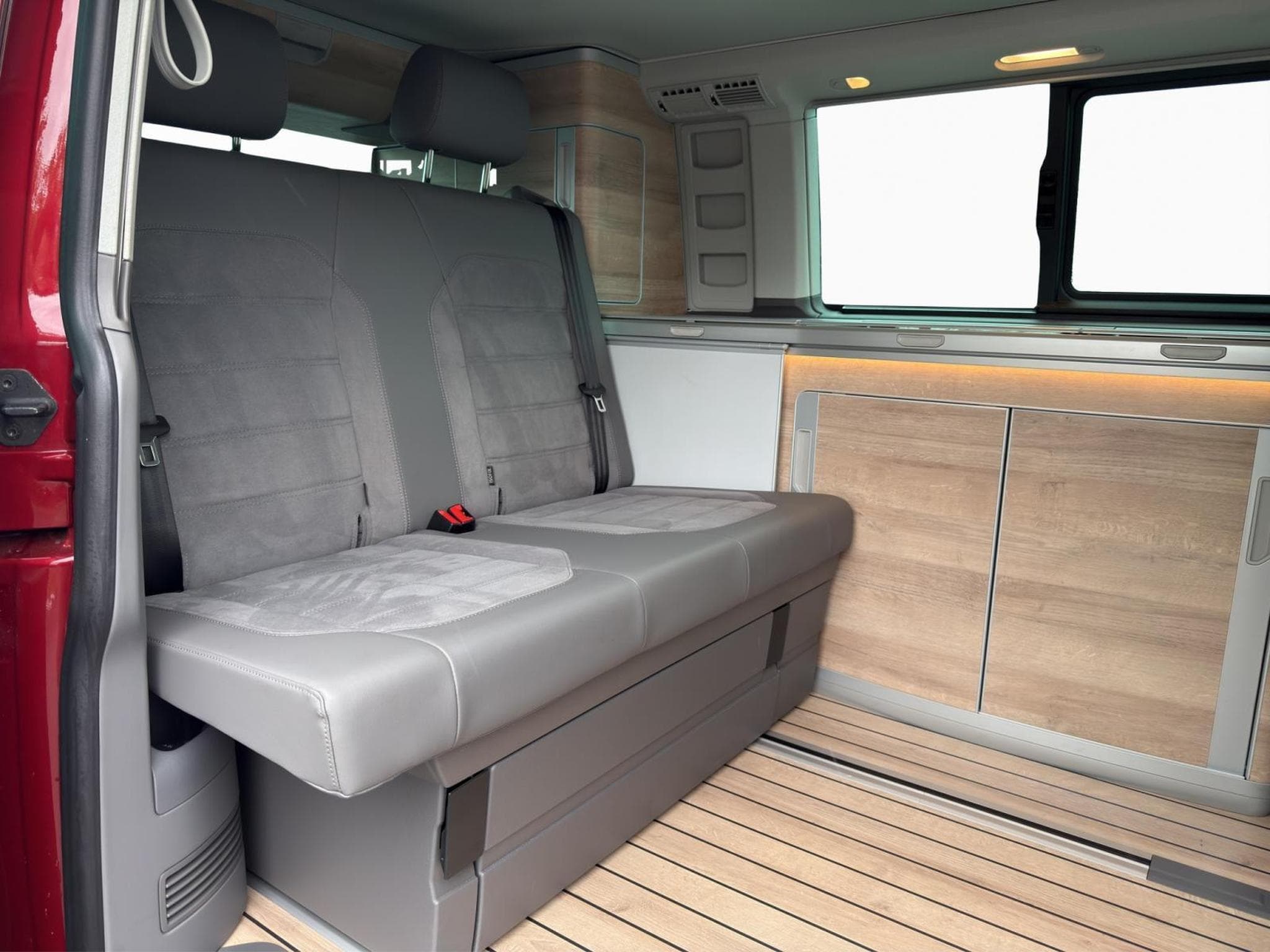 VW T6.1 Ocean (2024) - Foto 12