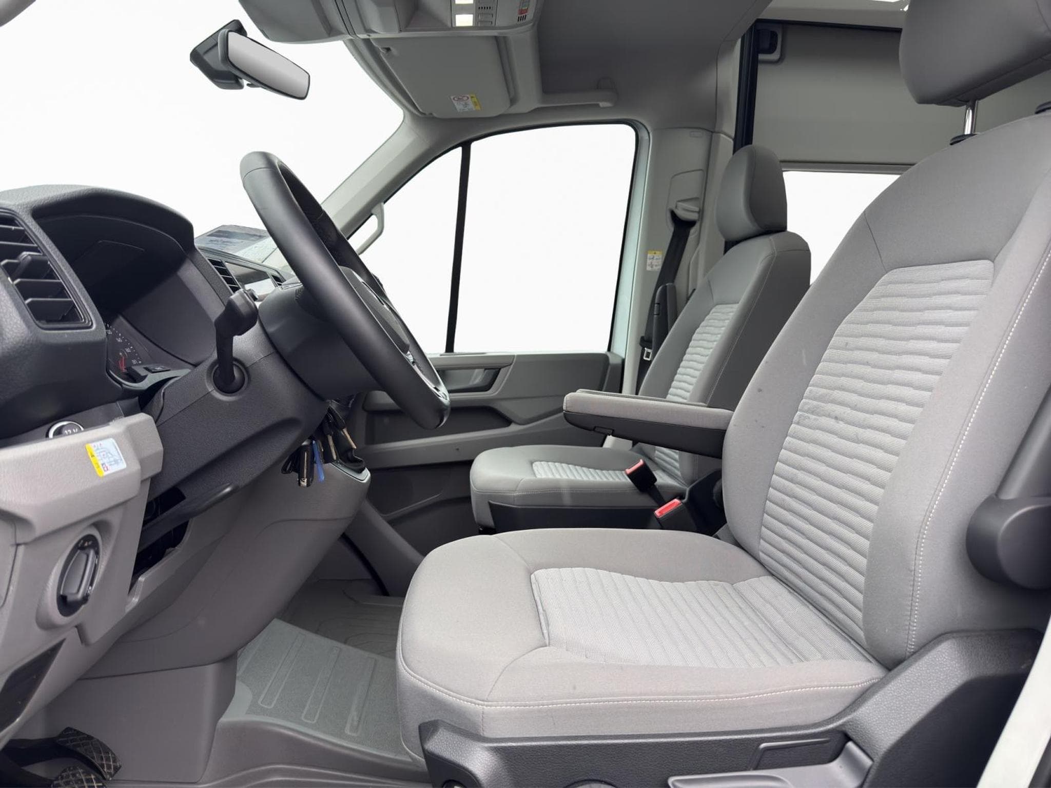 VW Crafter Grand California 680 (2022) - Photo 8