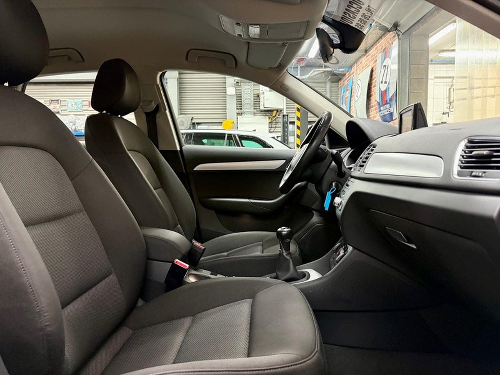Audi Q3 Q3 2.0 TDi 150cv Navi/SiègCh/ClimA/ALU17/PDC (2017) - Photo 8