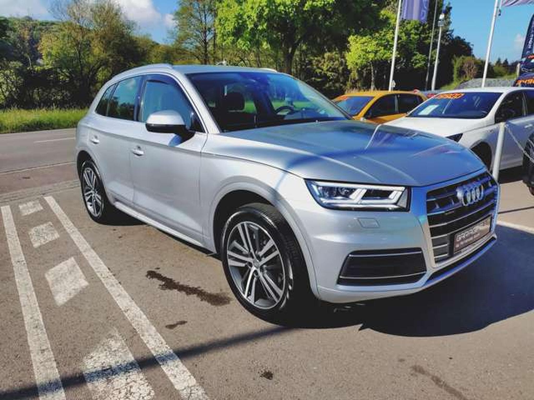 Audi Q5 TDI quattro sport (2019) - Photo 1