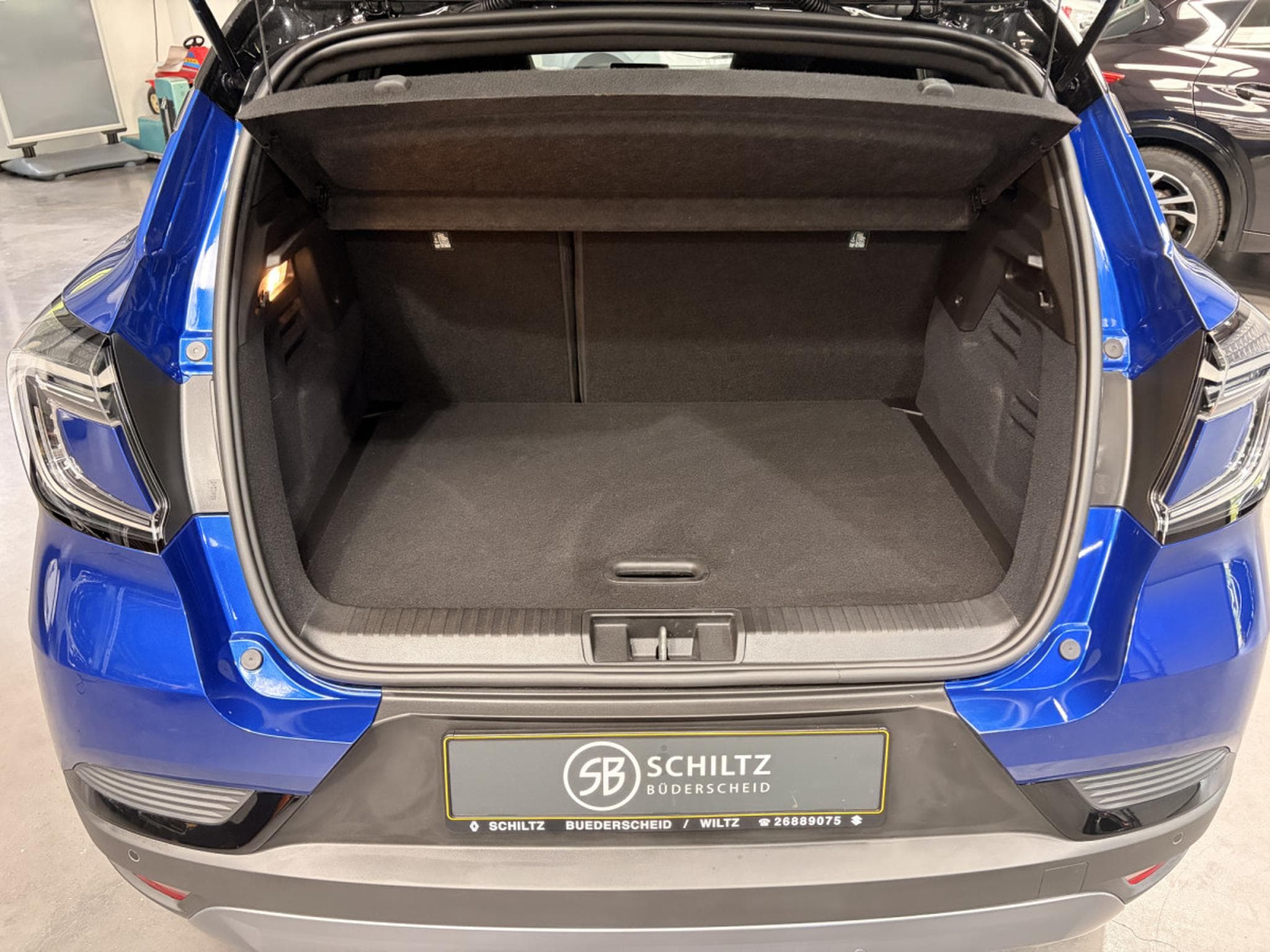 Renault Captur 1.6 TCe Esprit Alpine E-Tech EDC (2025) - Photo 11