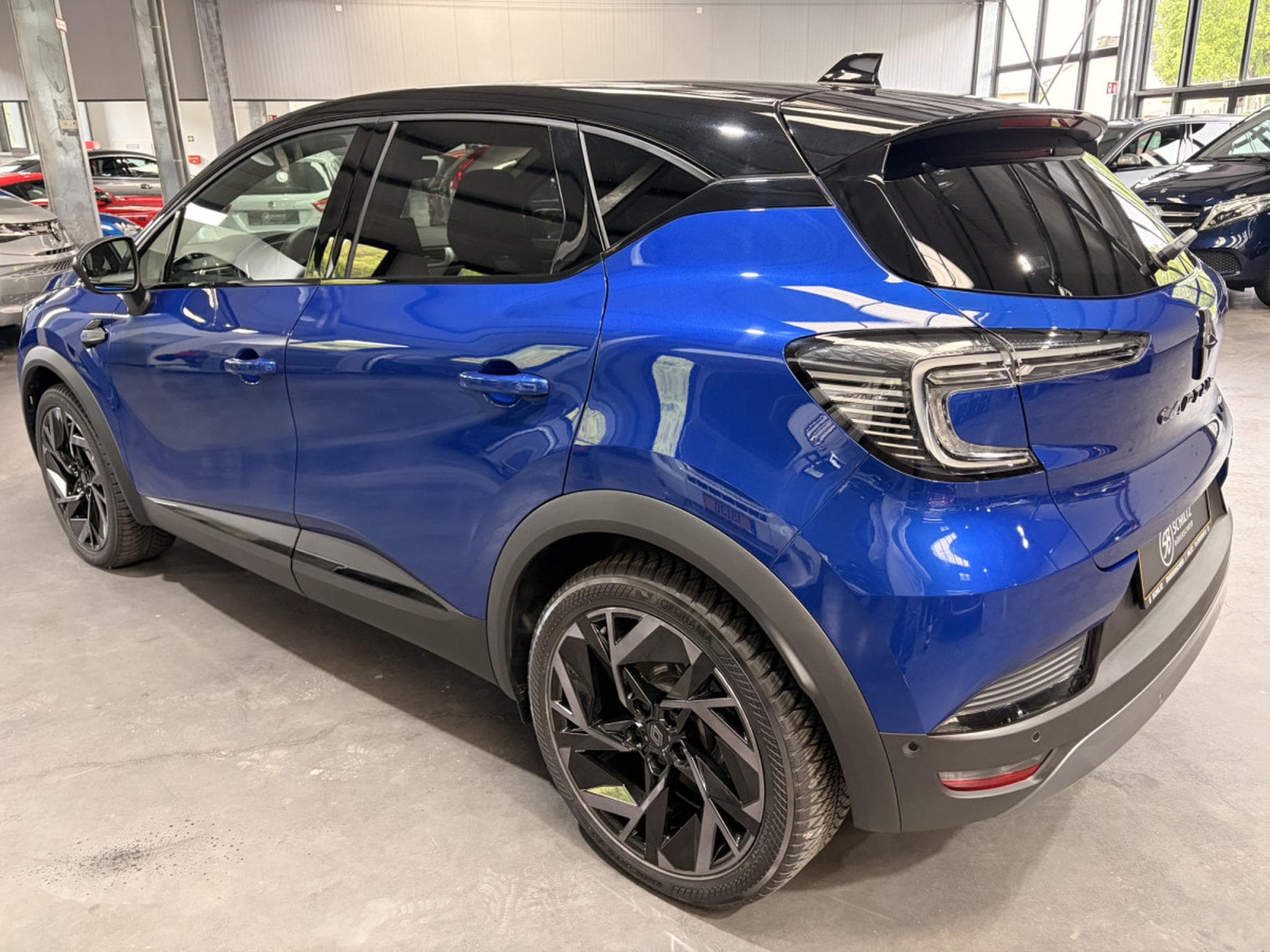 Renault Captur 1.6 TCe Esprit Alpine E-Tech EDC (2025) - Photo 5