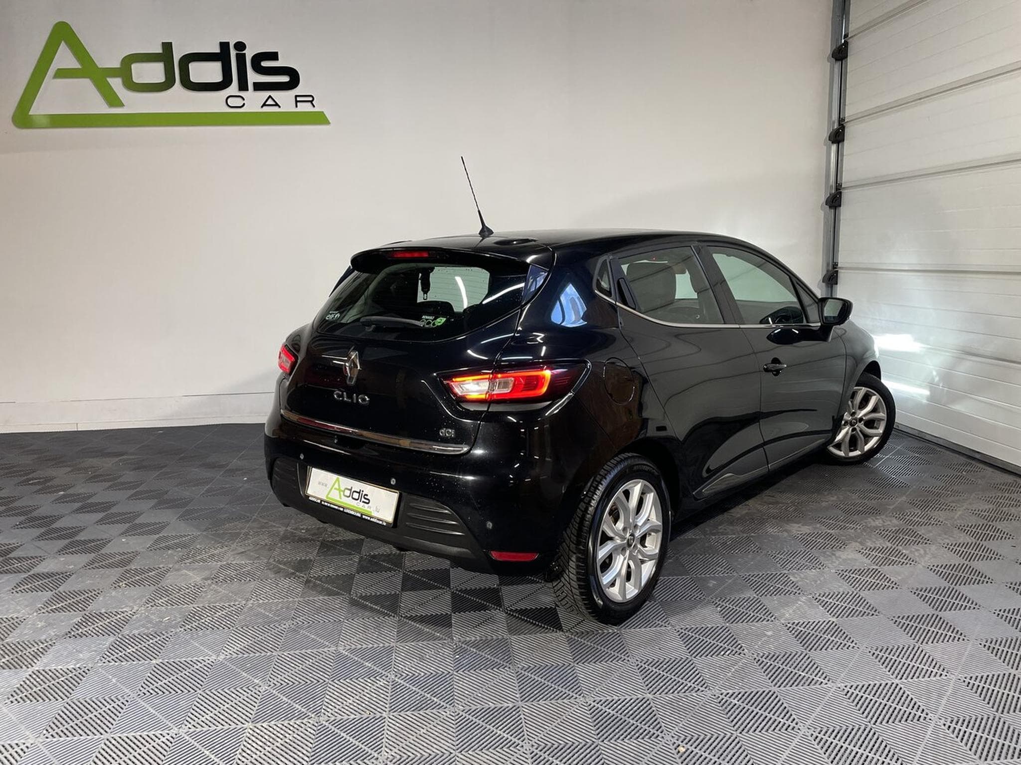 Renault Clio IV 1.5 DCI 90 INTENS GPS (2017) - Photo 2