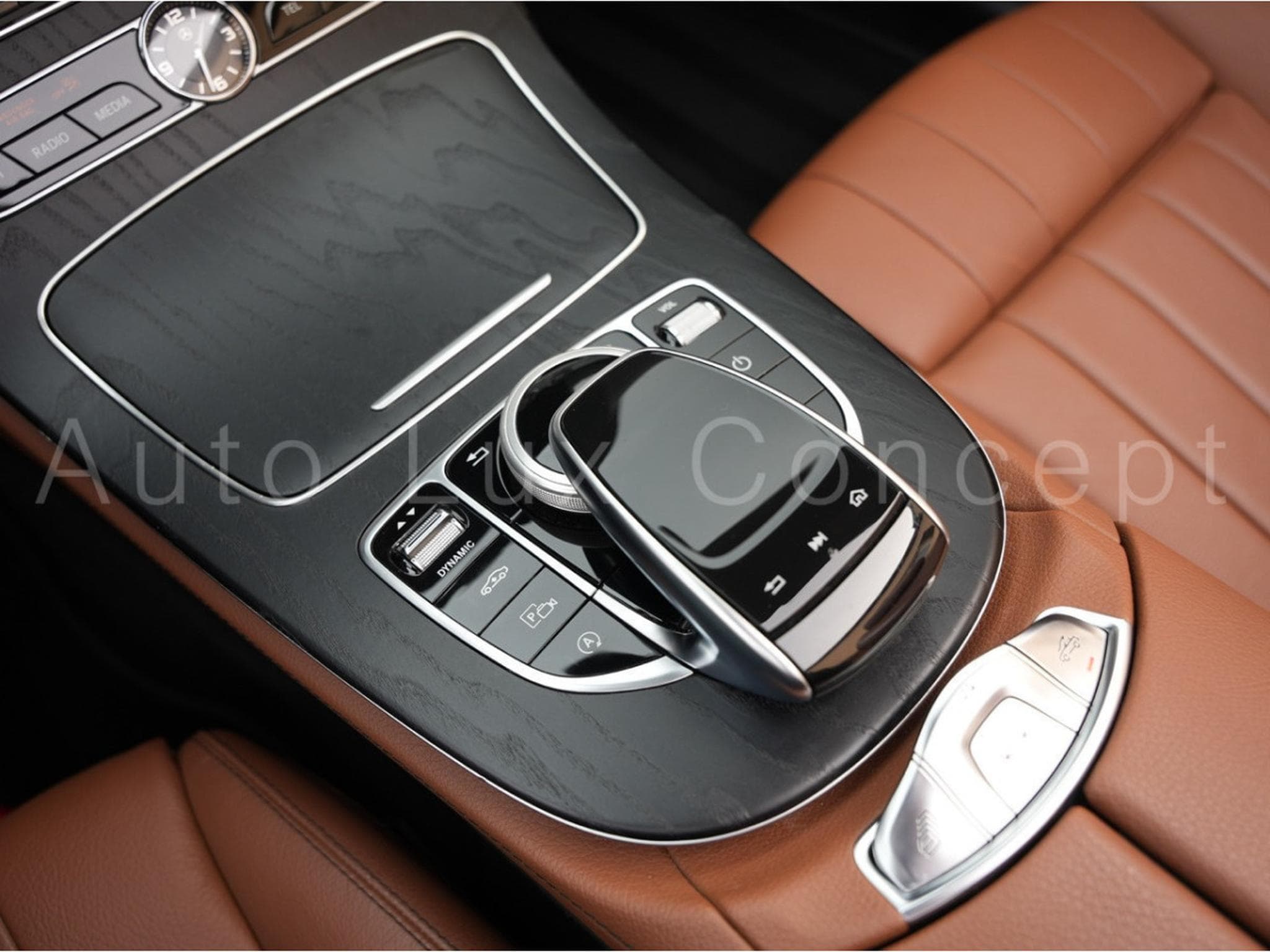 Mercedes E 450 4MATIC Cabriolet AMG Line (2019) - Photo 23