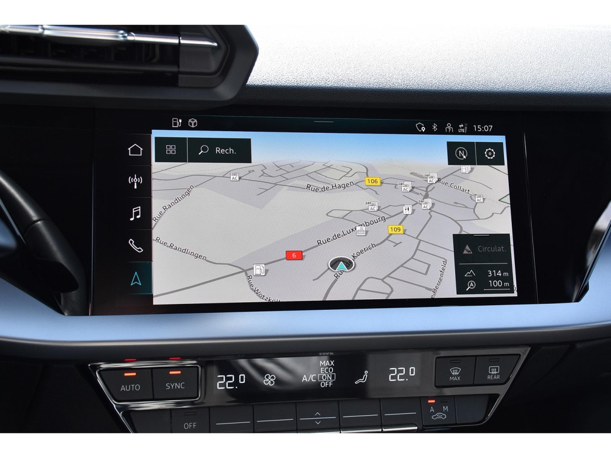 Audi A3 Sportback 40 TFSIe PHEV 24g CO2 S-Tronic ACC LANE SIDE CAM (2023) - Photo 10