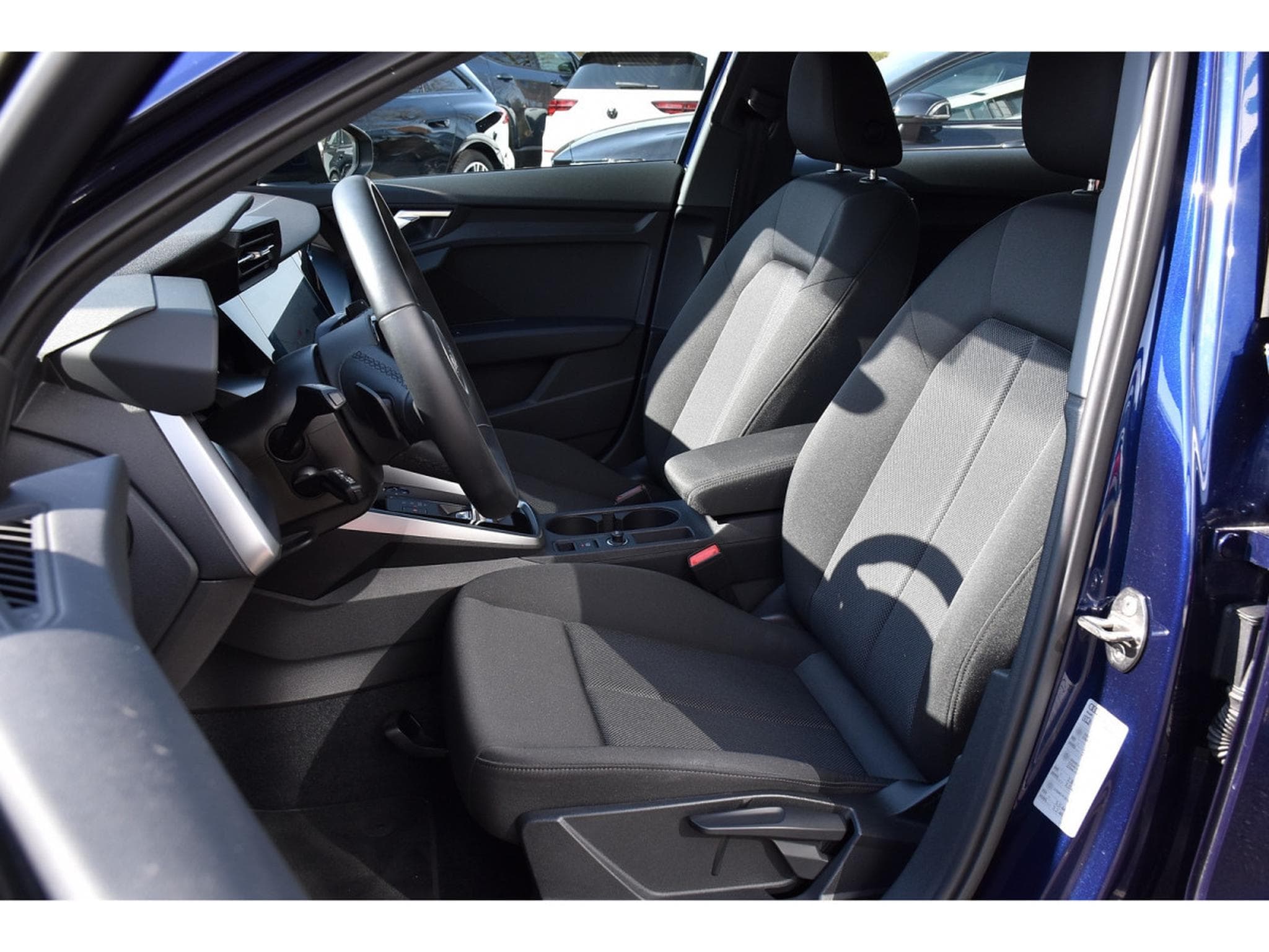 Audi A3 Sportback 40 TFSIe PHEV 24g CO2 S-Tronic ACC LANE SIDE CAM (2023) - Photo 6