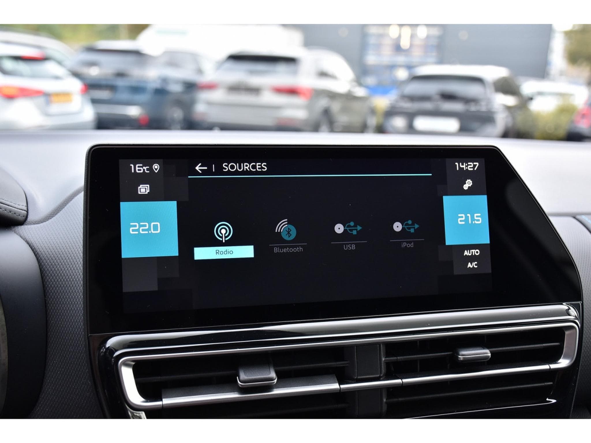 Citroën C5 Aircross 1.2 PureTech 130 Shine CUIR ACC SIDE GPS CAM 1° MAIN (2024) - Foto 11